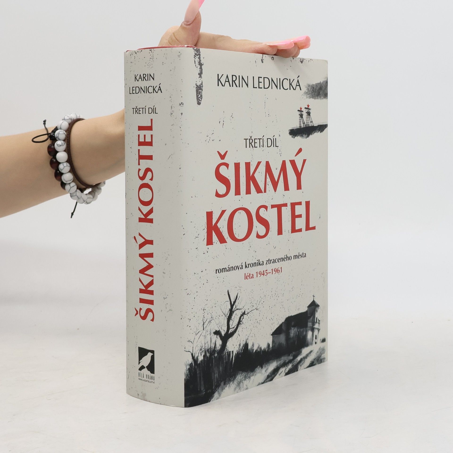 Karin Lednická Šikmý kostel 3