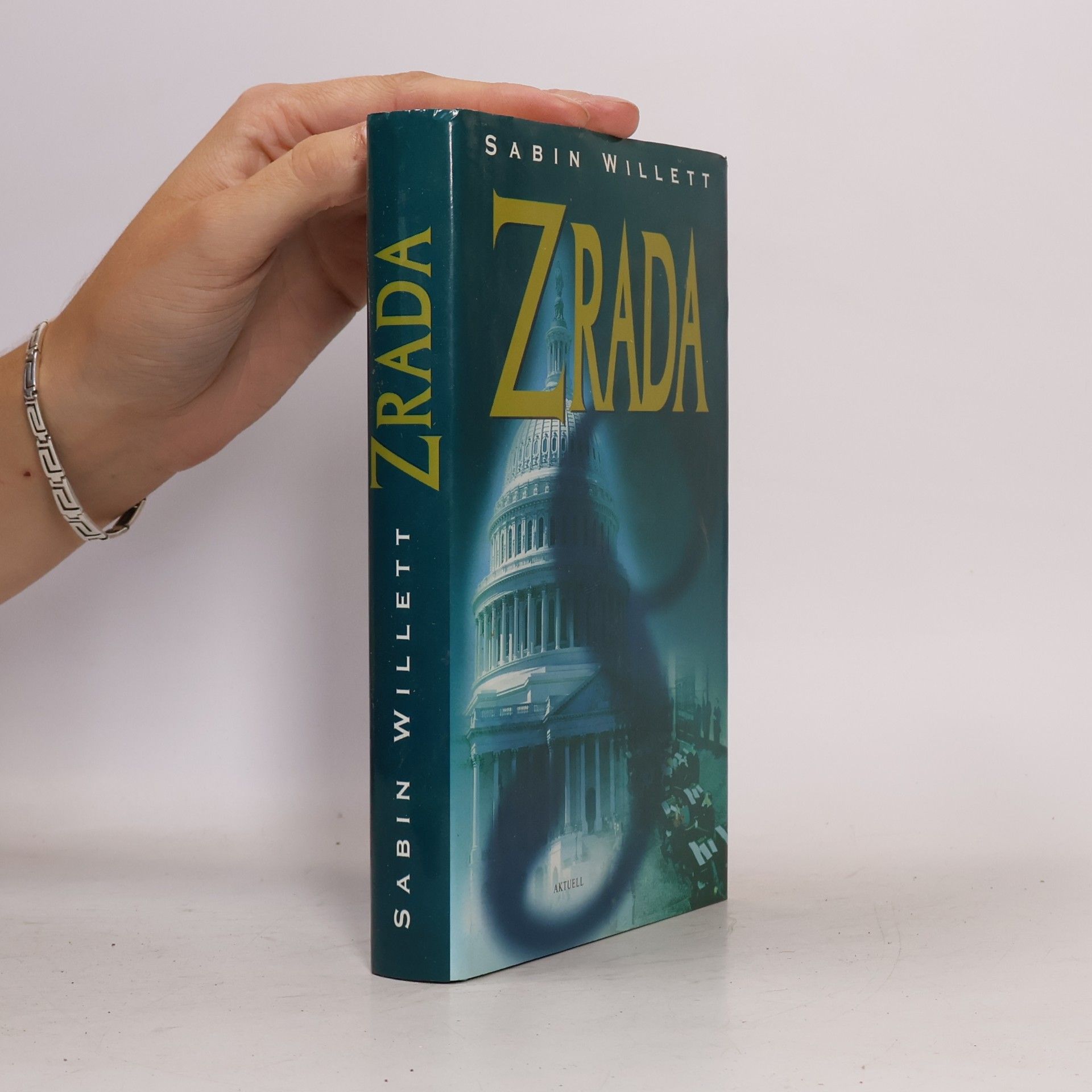 Zrada