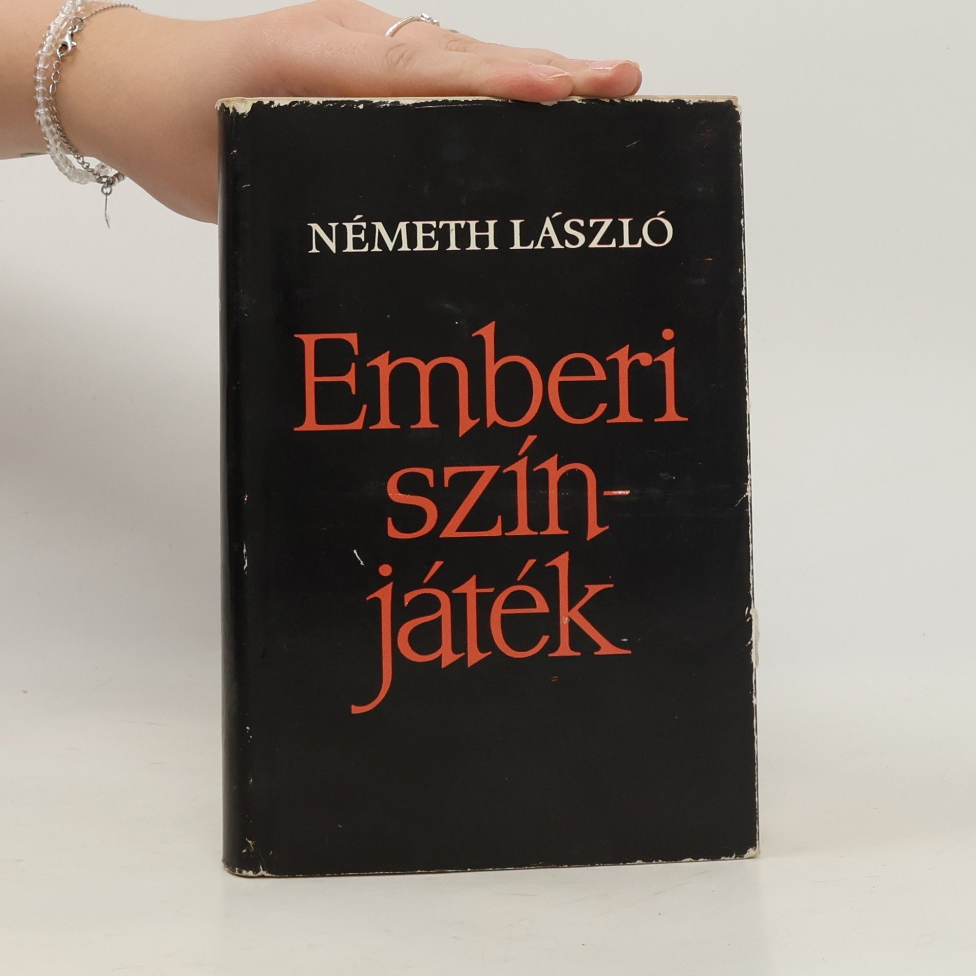 László Németh Emberi színjáték