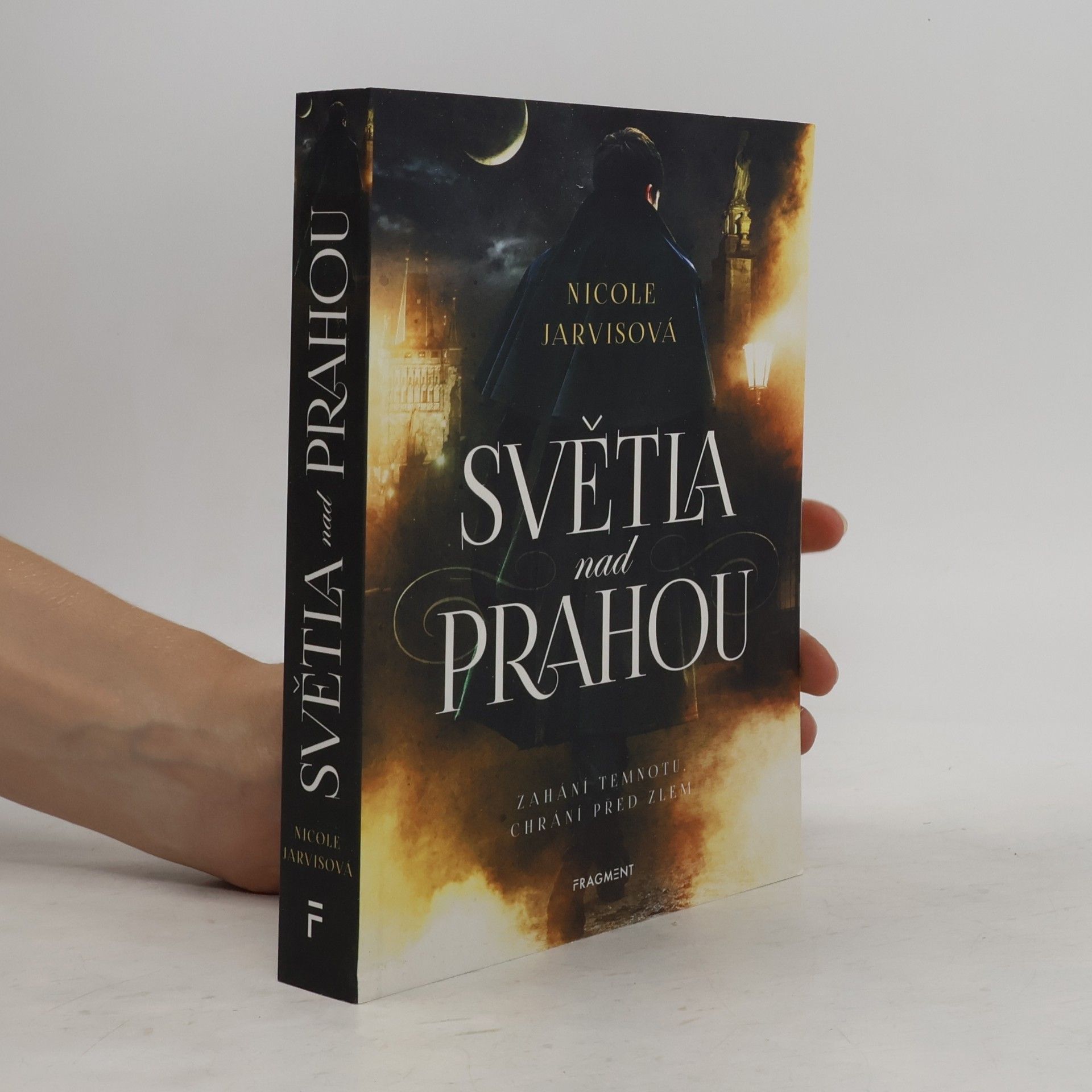 Nicole Jarvis Světla nad Prahou