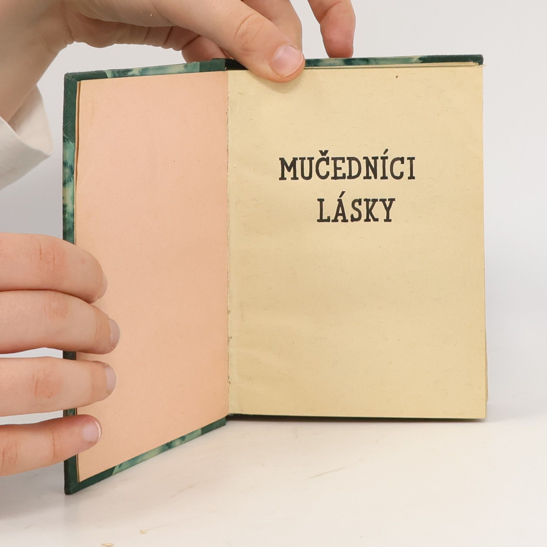 neuveden Mučedníci lásky