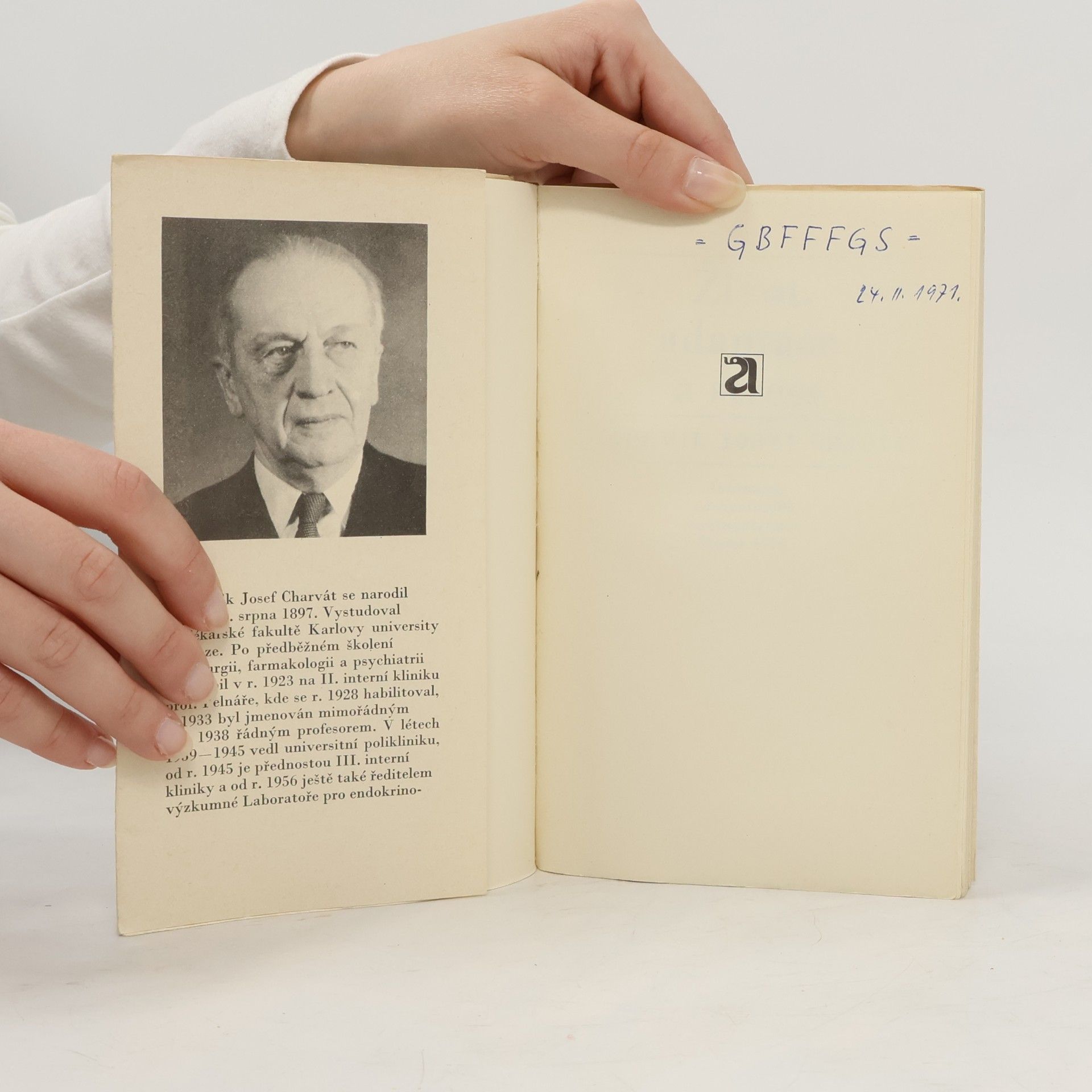 Josef Charvát Život, adaptace a stress