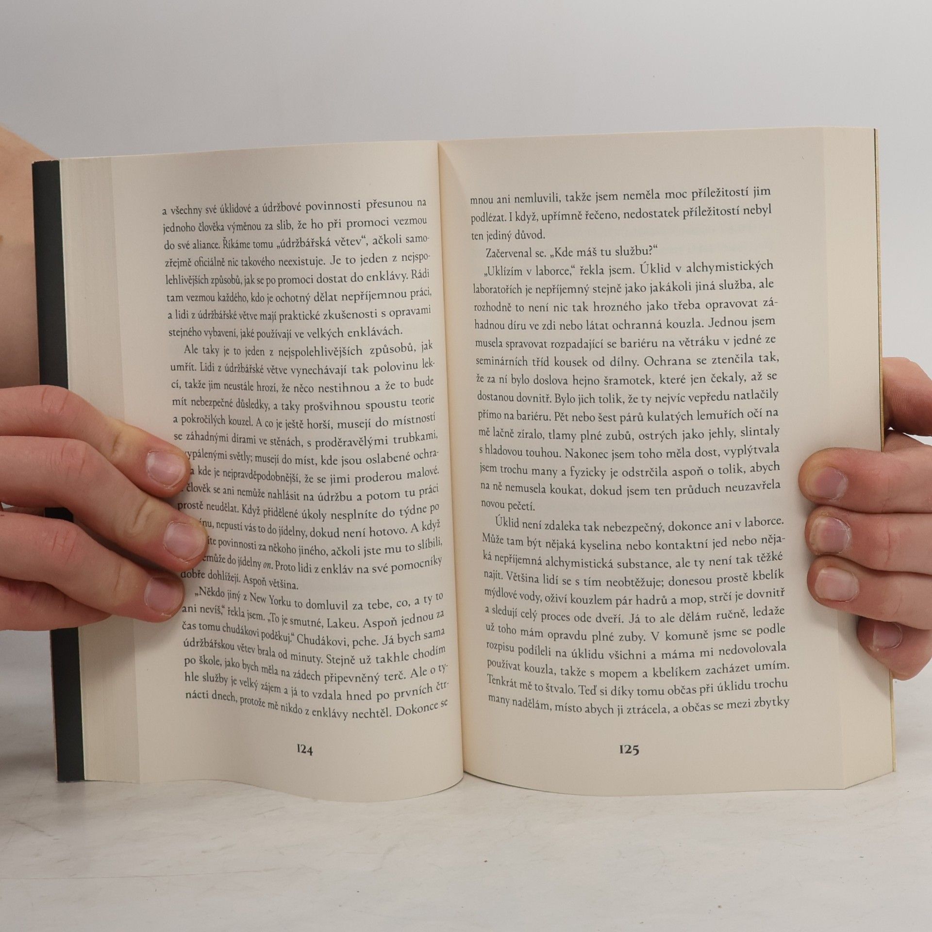 Naomi Novik Smrtící vzdělání. První lekce ve Scholomancii