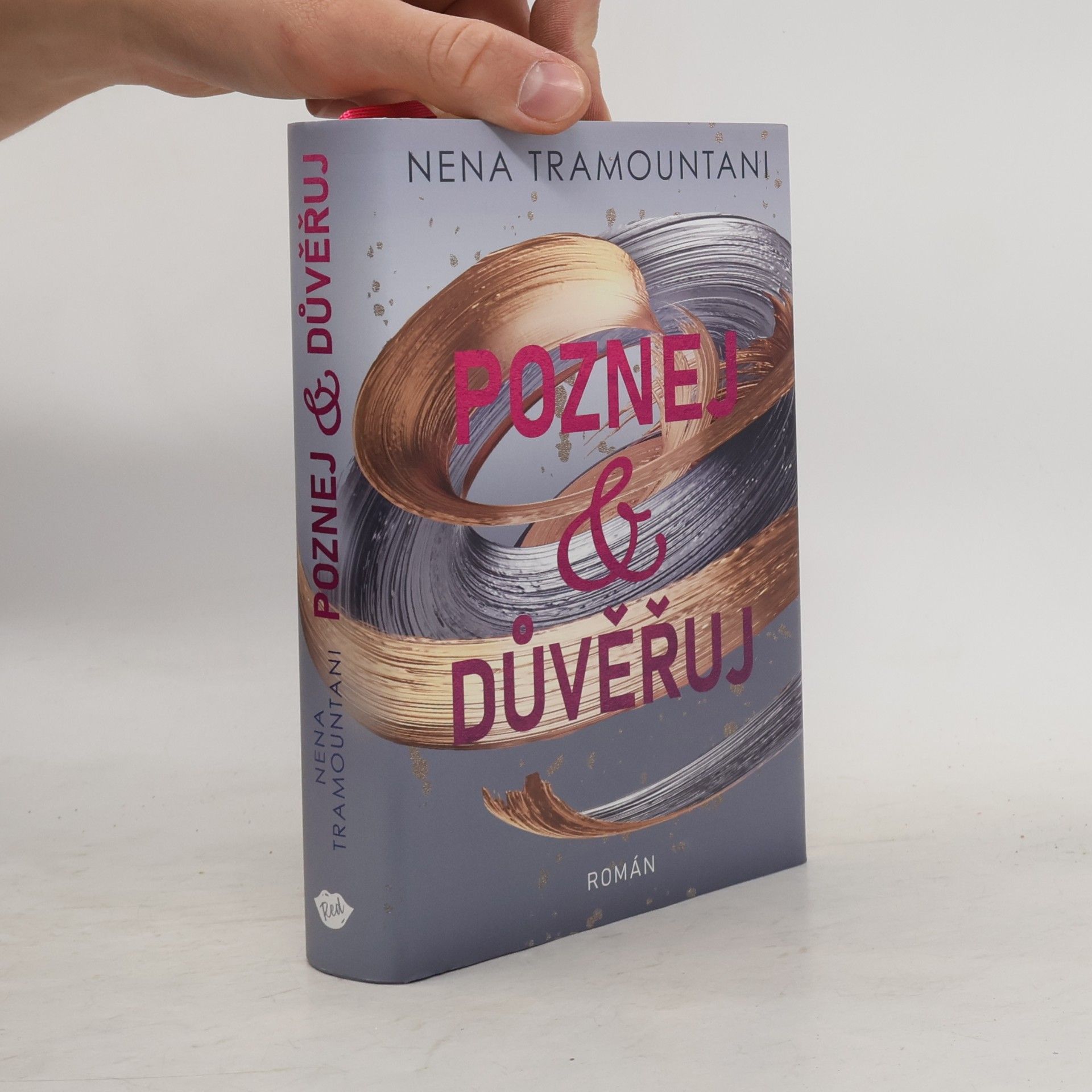 Nena Tramountani Poznej & důvěřuj