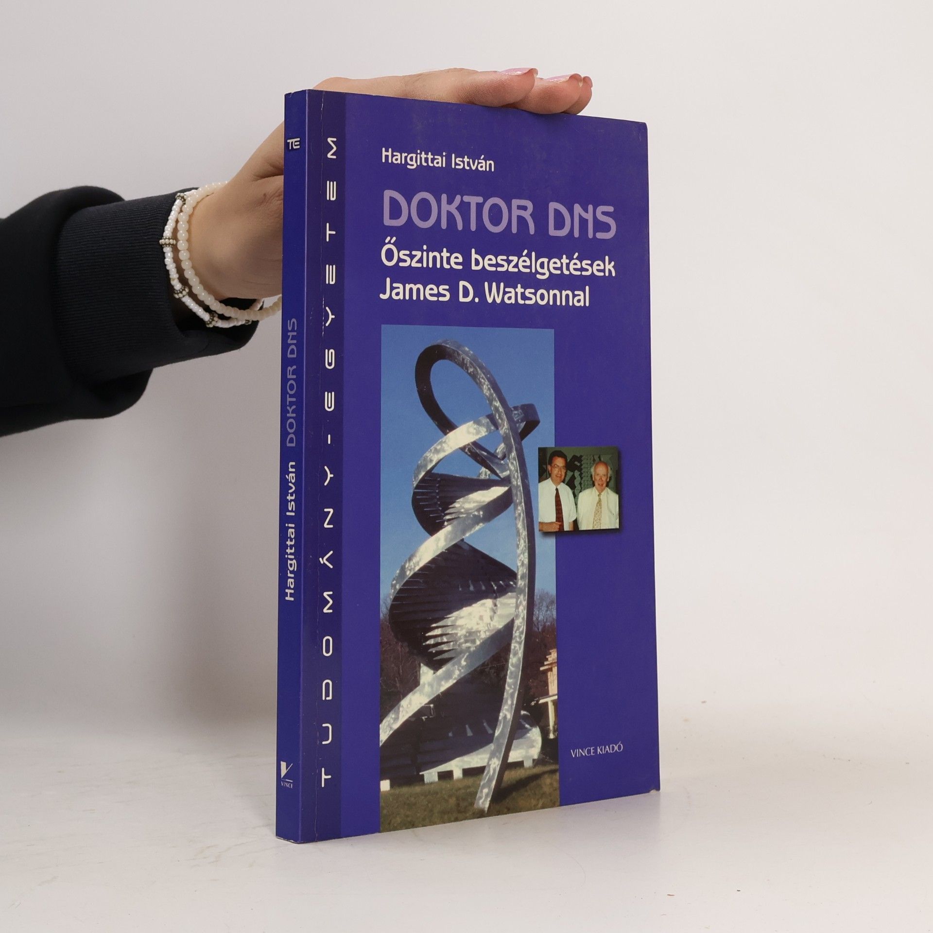 István Hargittai Doktor DNS