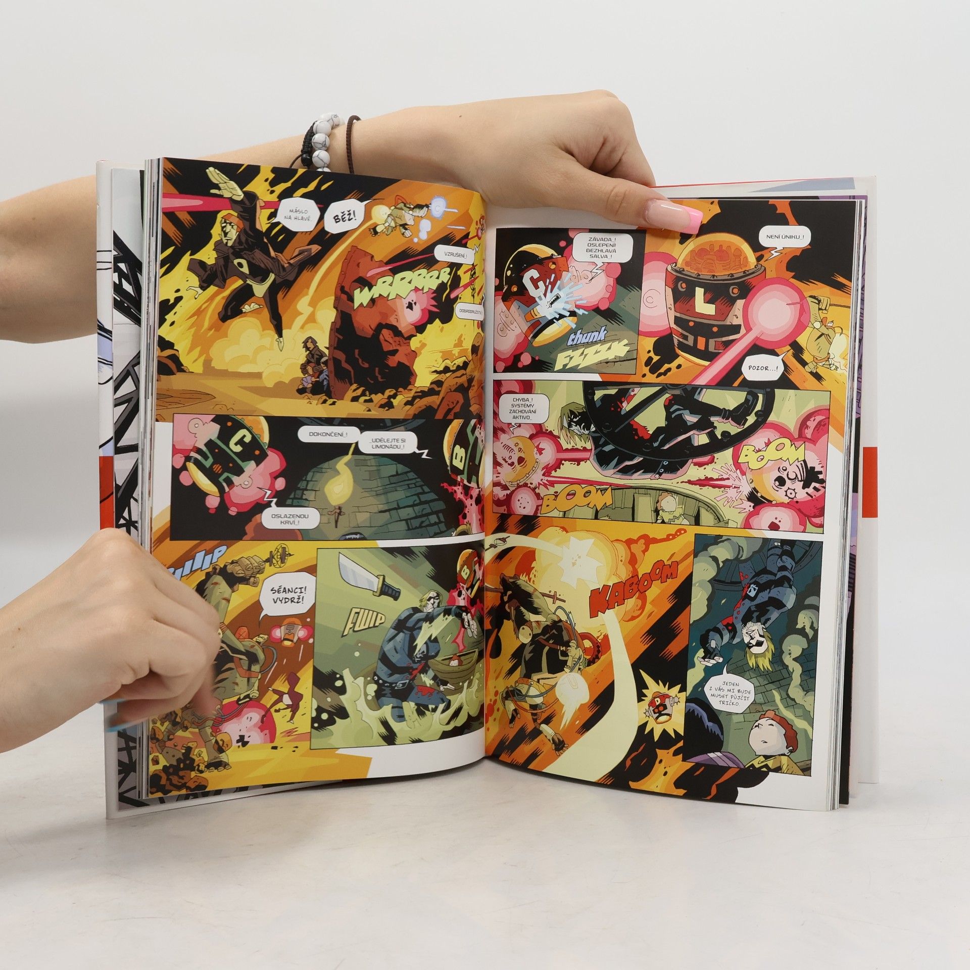 Gerard Way Umbrella Academy 1. Apokalyptická suita
