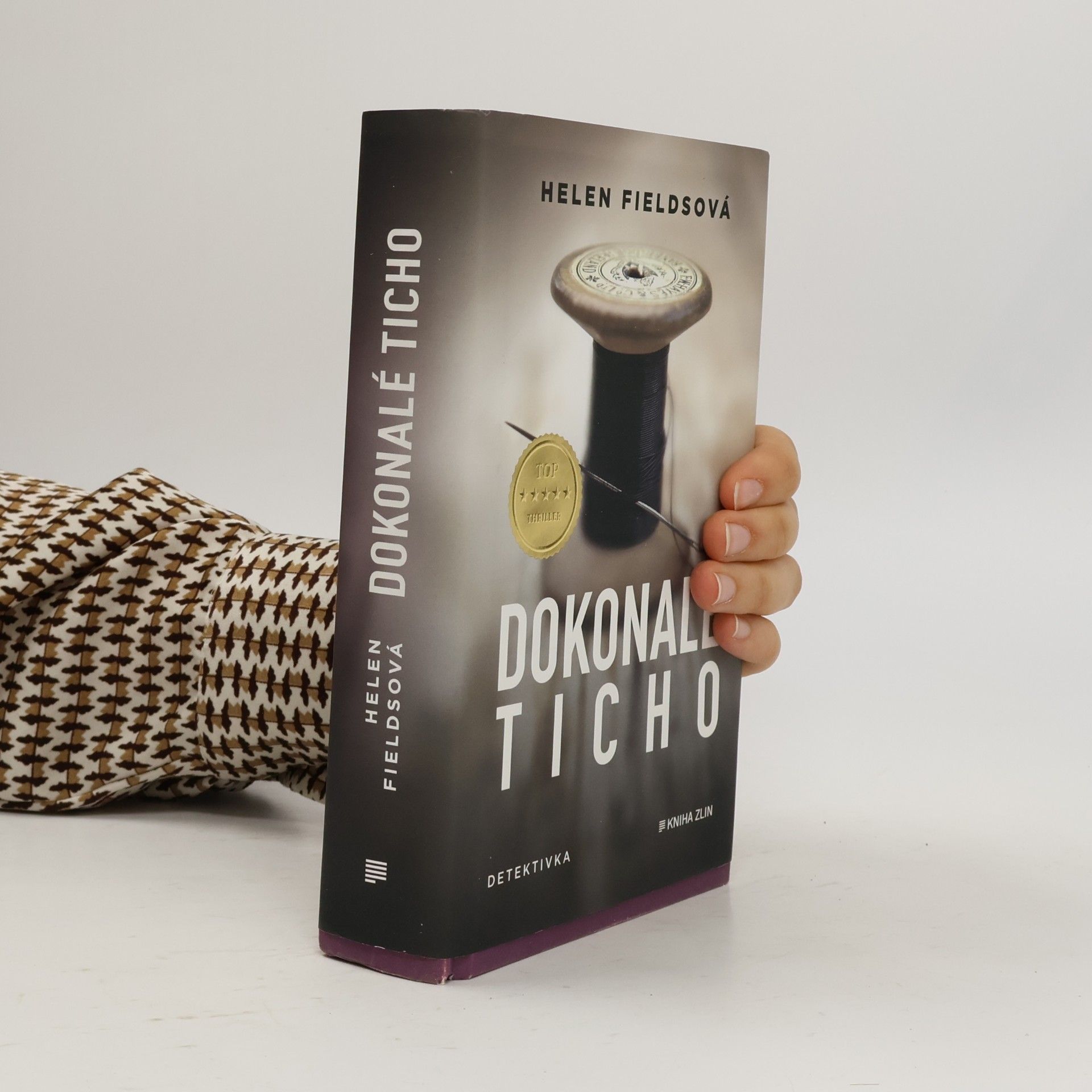 Helen Fields Dokonalé ticho