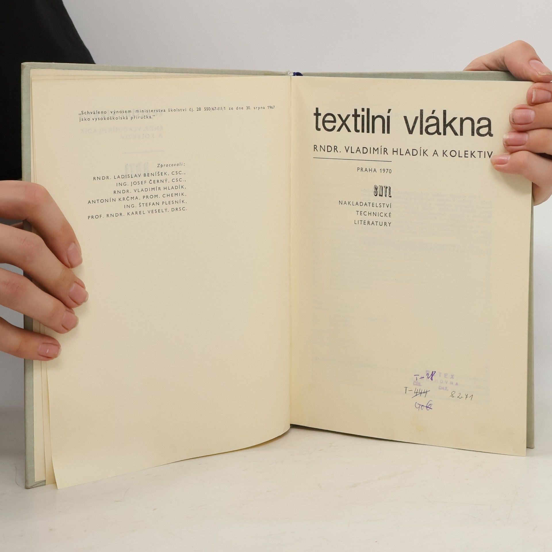 Vladimír Hladík Textilní vlákna