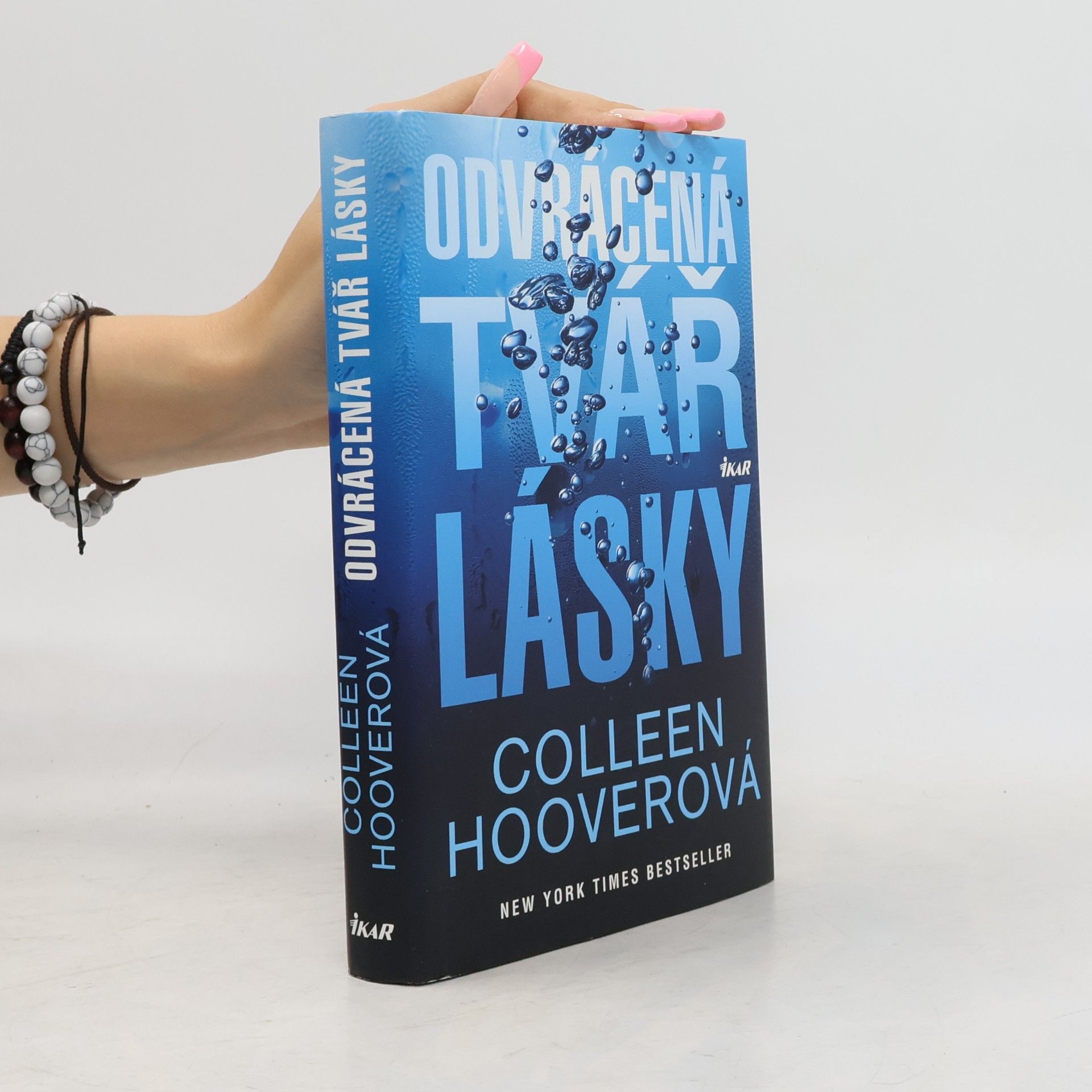 Colleen Hoover Odvrácená tvář lásky