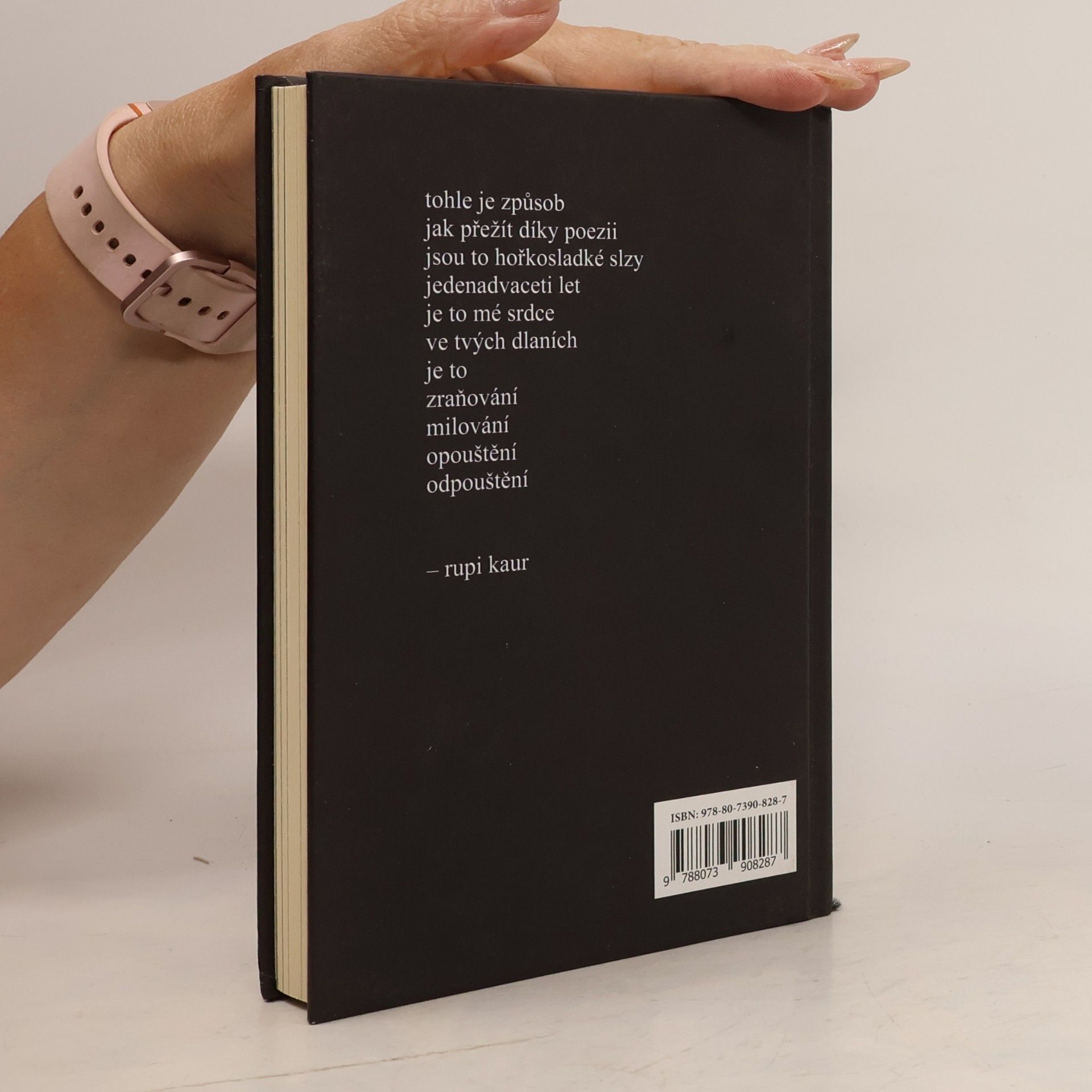 Rupi Kaur Mléko a med