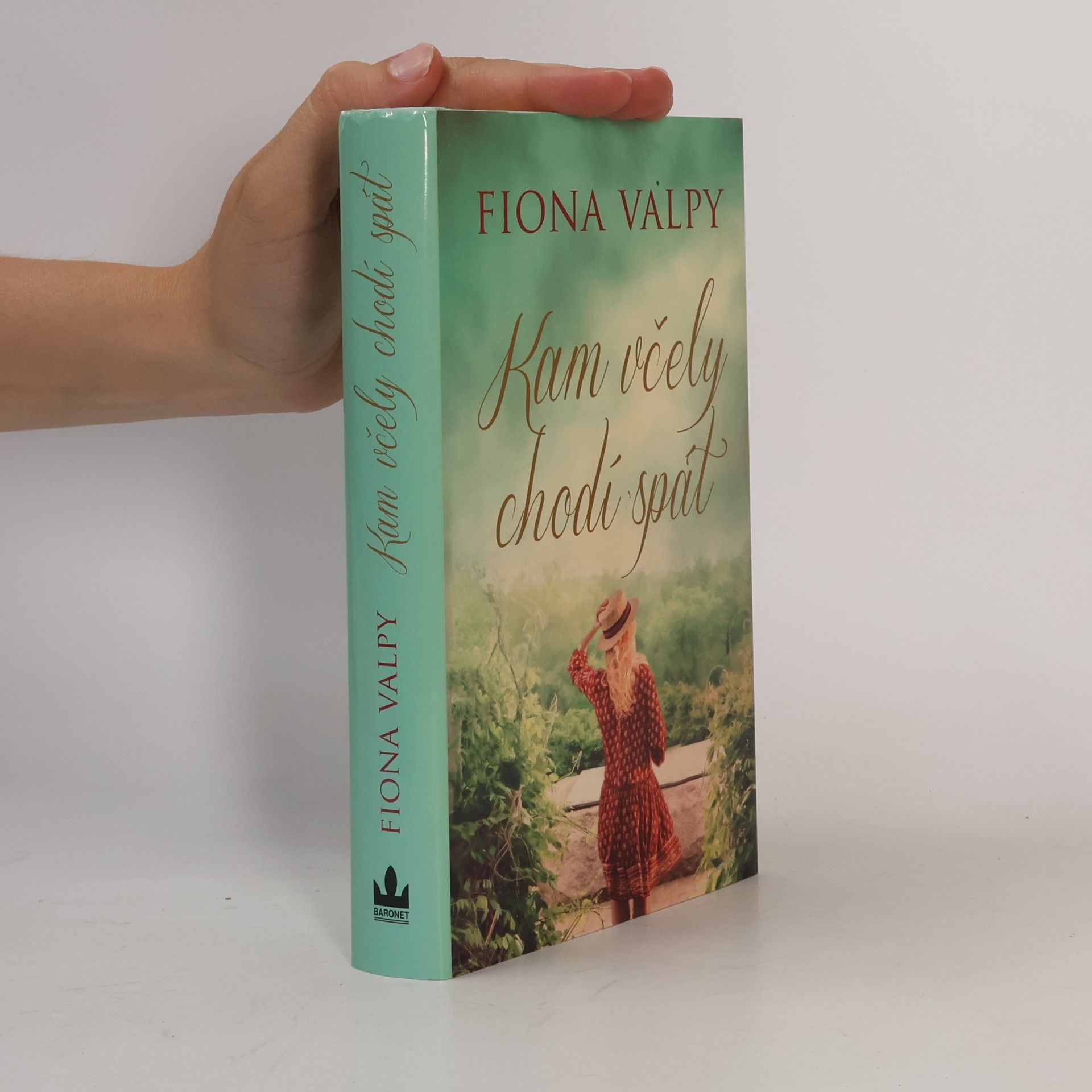 Fiona Valpy Kam včely chodí spát