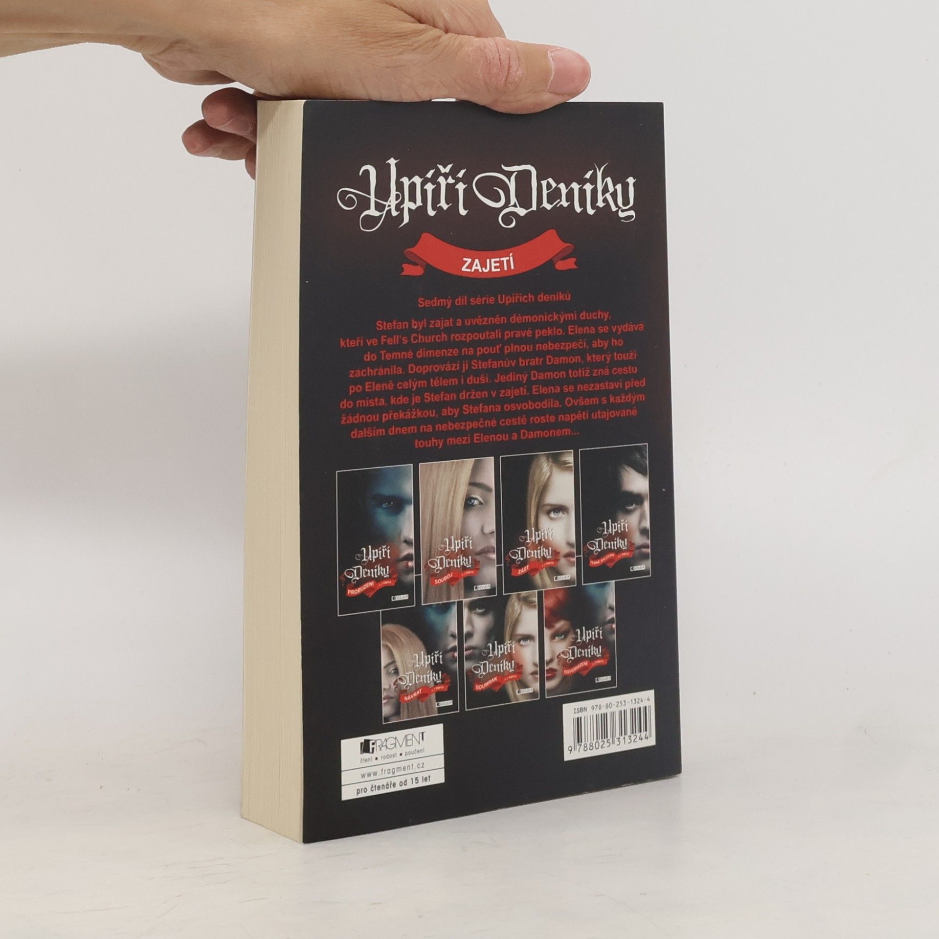 L. J. Smithová  Upíří deníky. Zajetí