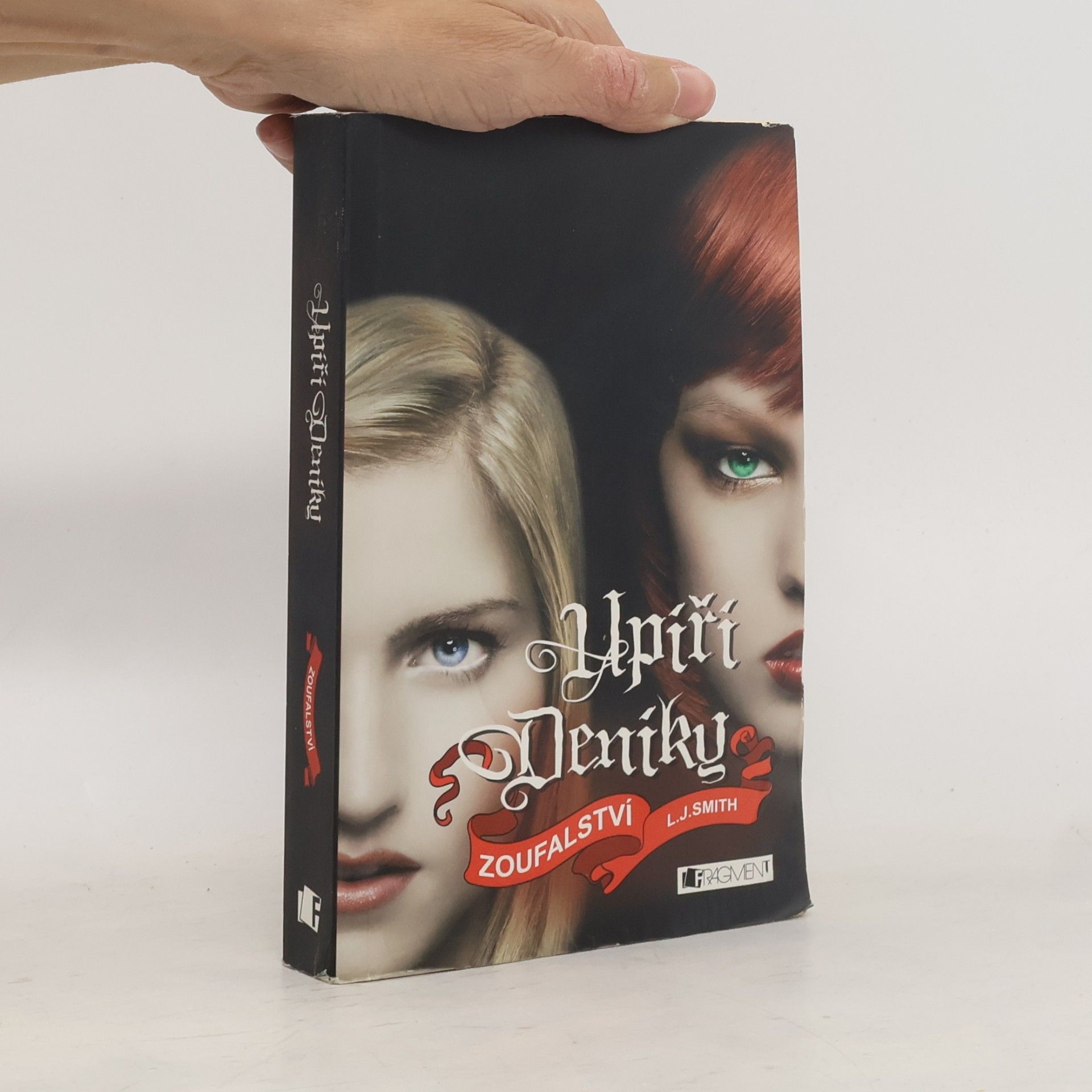 L. J. Smithová  Upíří deníky. Zoufalství