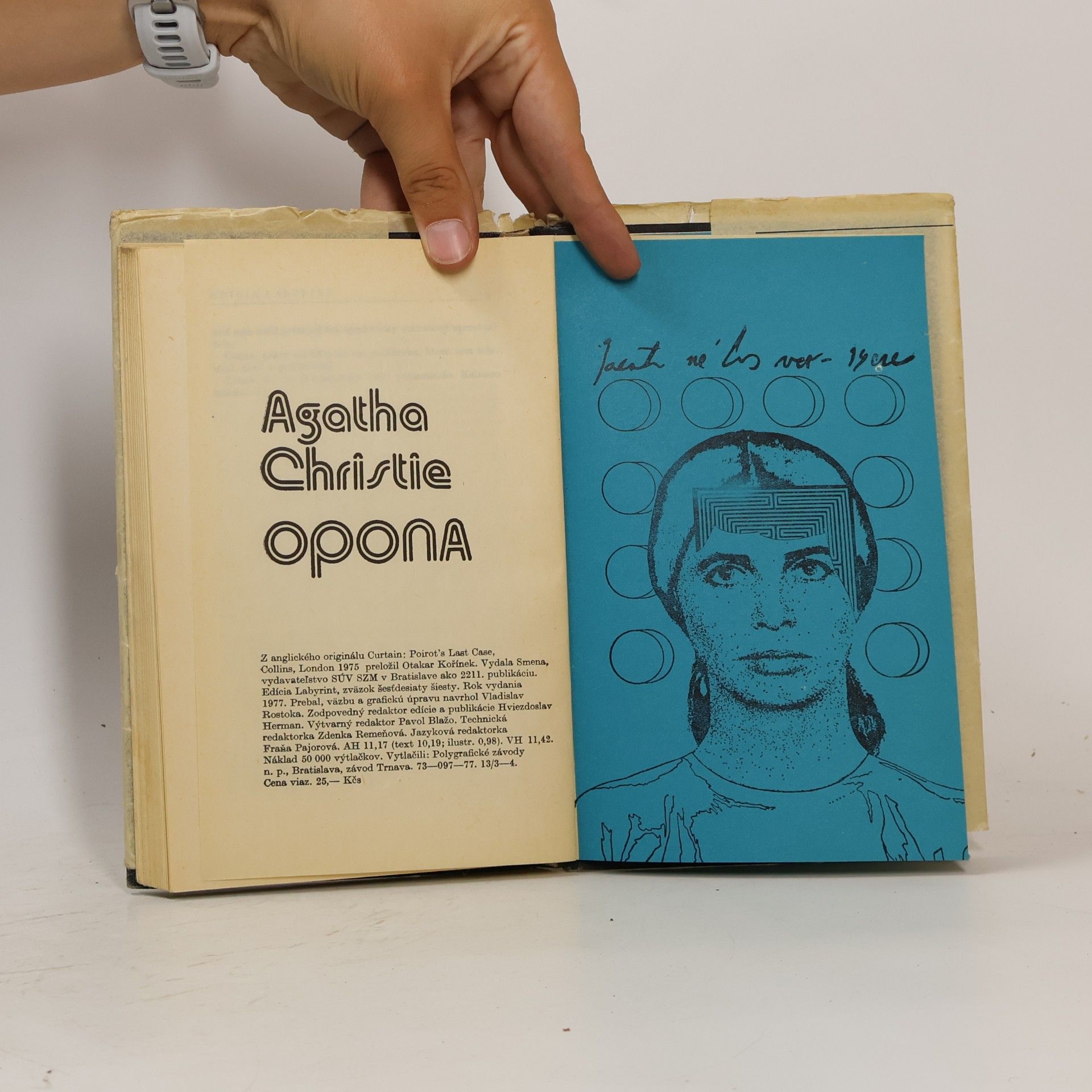 Agatha Christie Opona