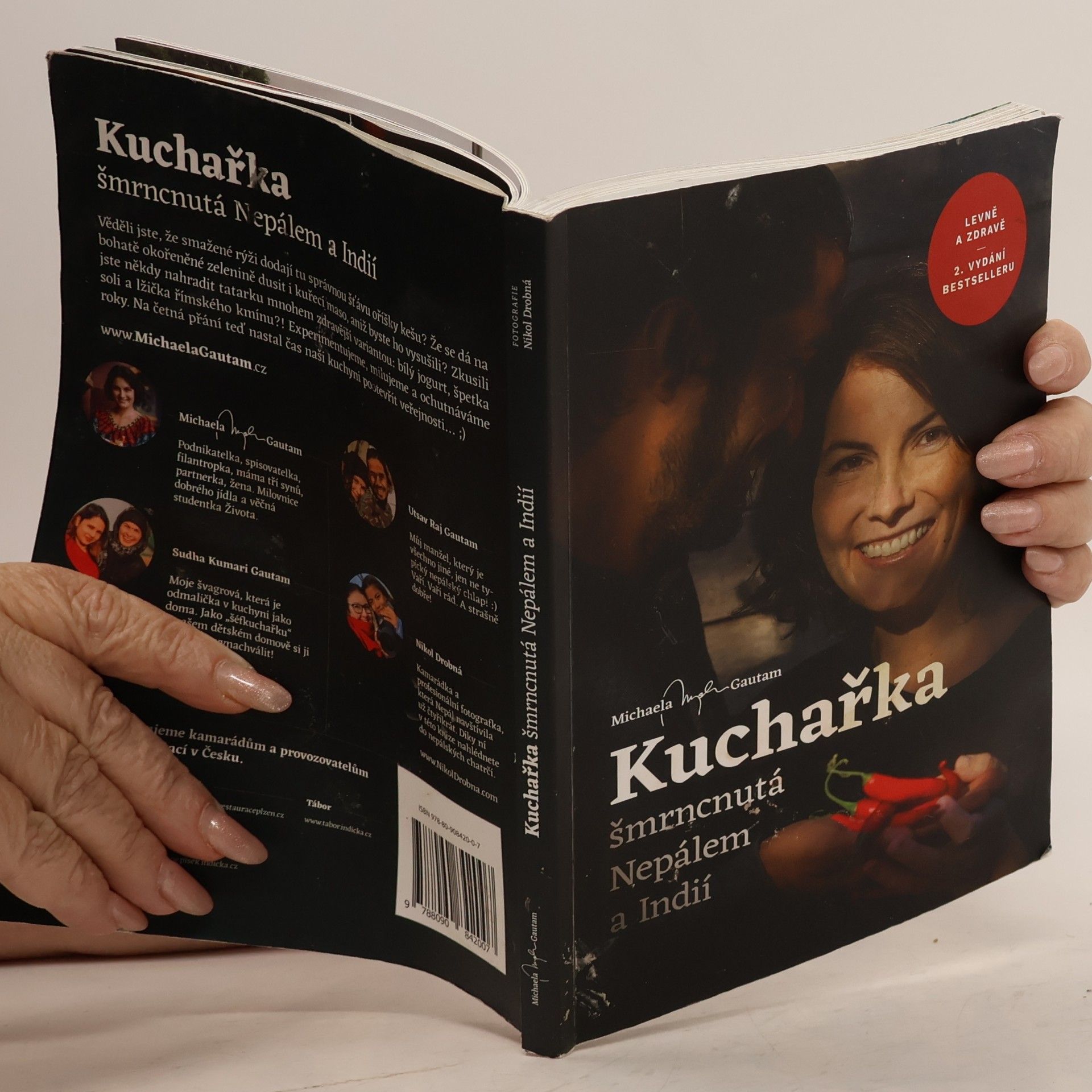 Michaela Gautam Kuchařka šmrncnutá Nepálem a Indií
