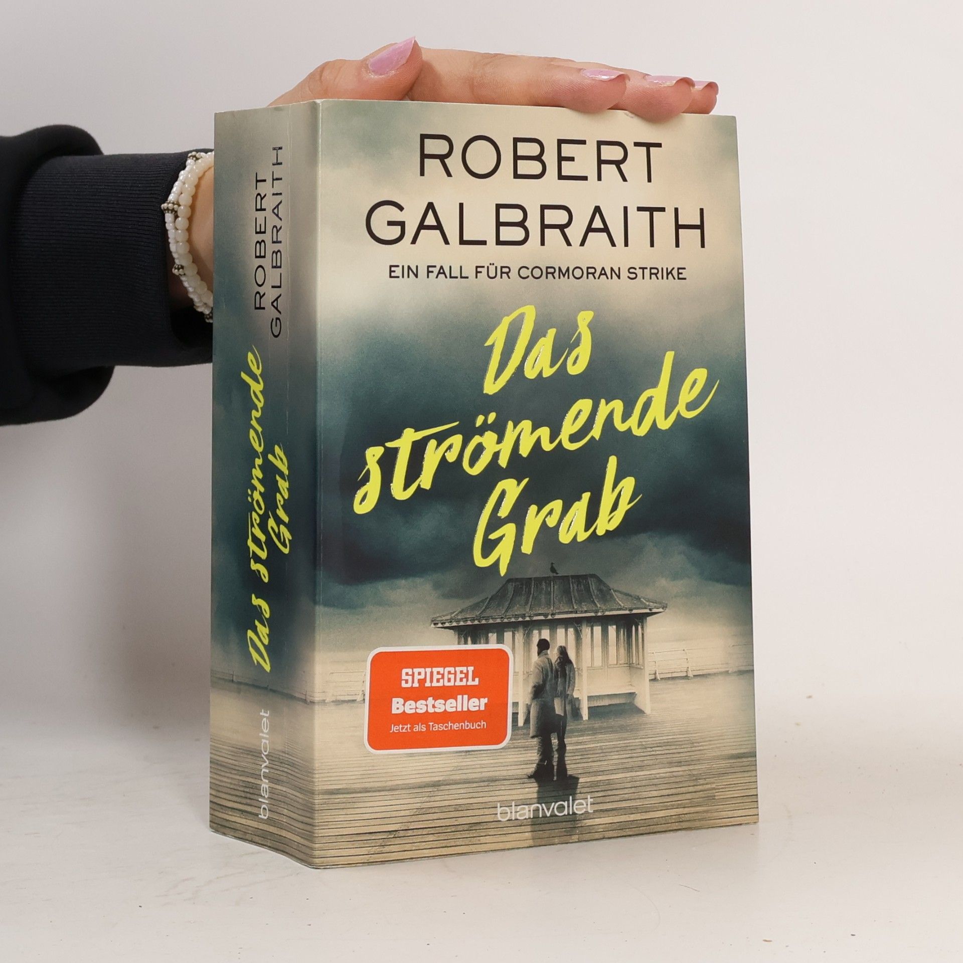 J. K. Rowling Das strömende Grab