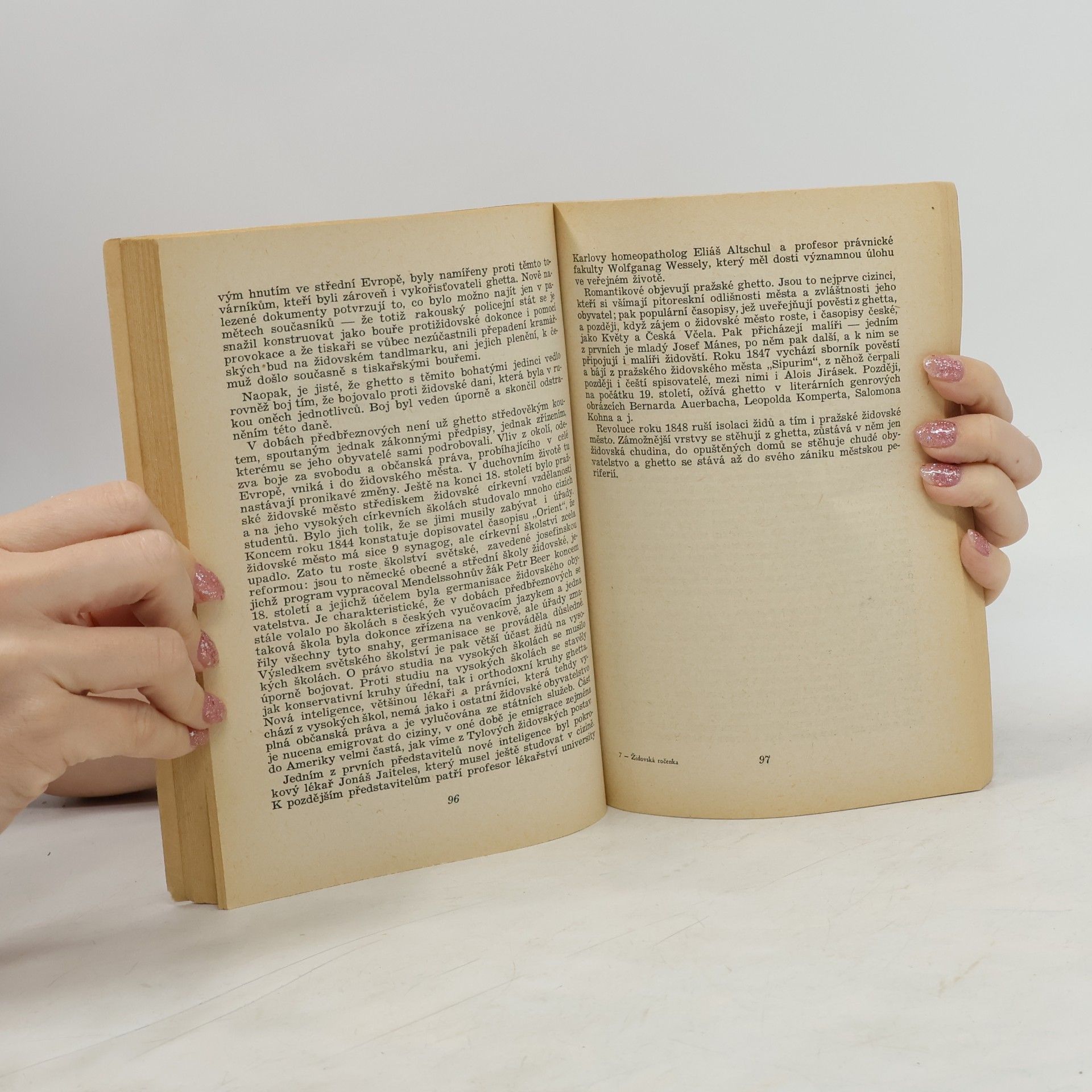 Autores varios Židovská ročenka na rok 5717