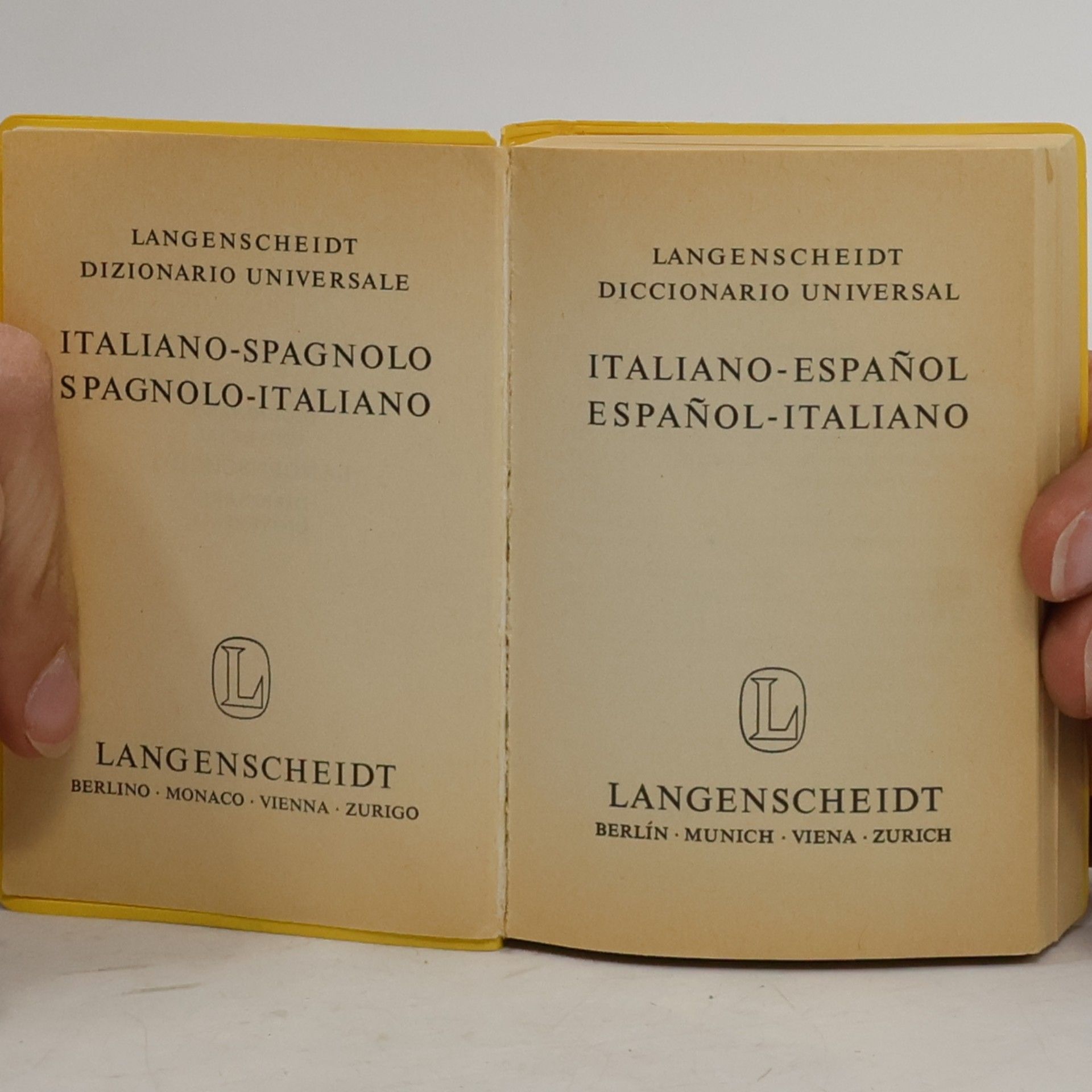 Kolektiv autorů Diccionario Universal Langenscheidt. Italiano-Espanoval. Espanol-Italiano