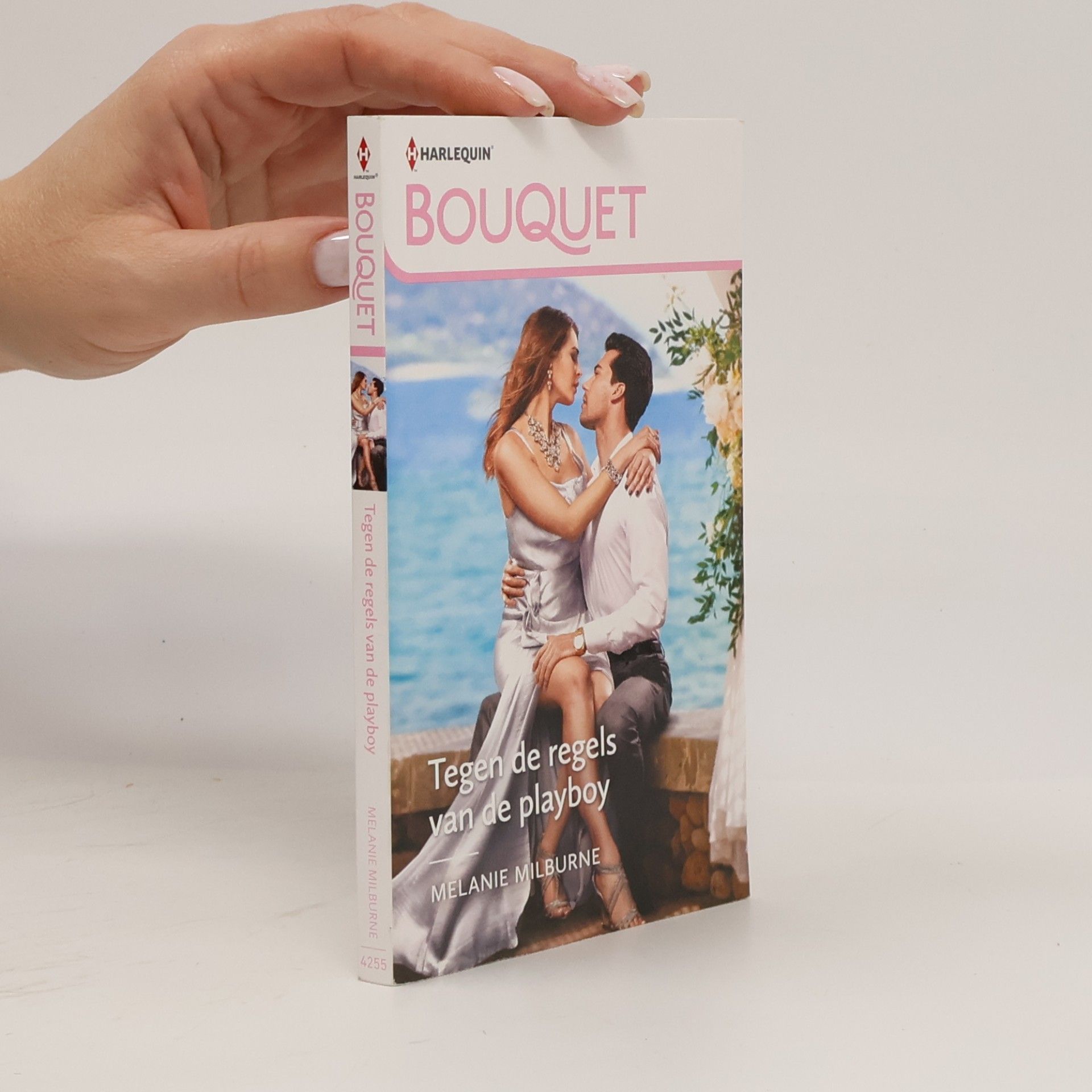 Melanie Milbournová Bouquet - 4255: Tegen de regels van de playboy