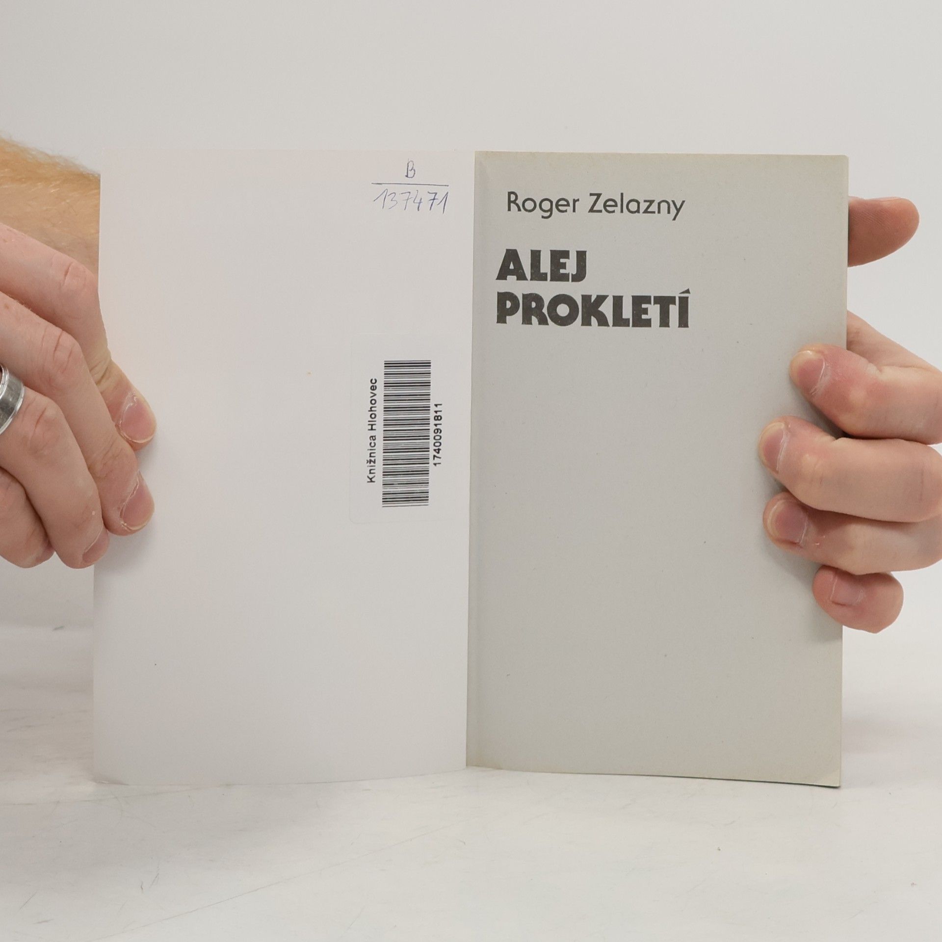 Roger Zelazny Alej prokletí