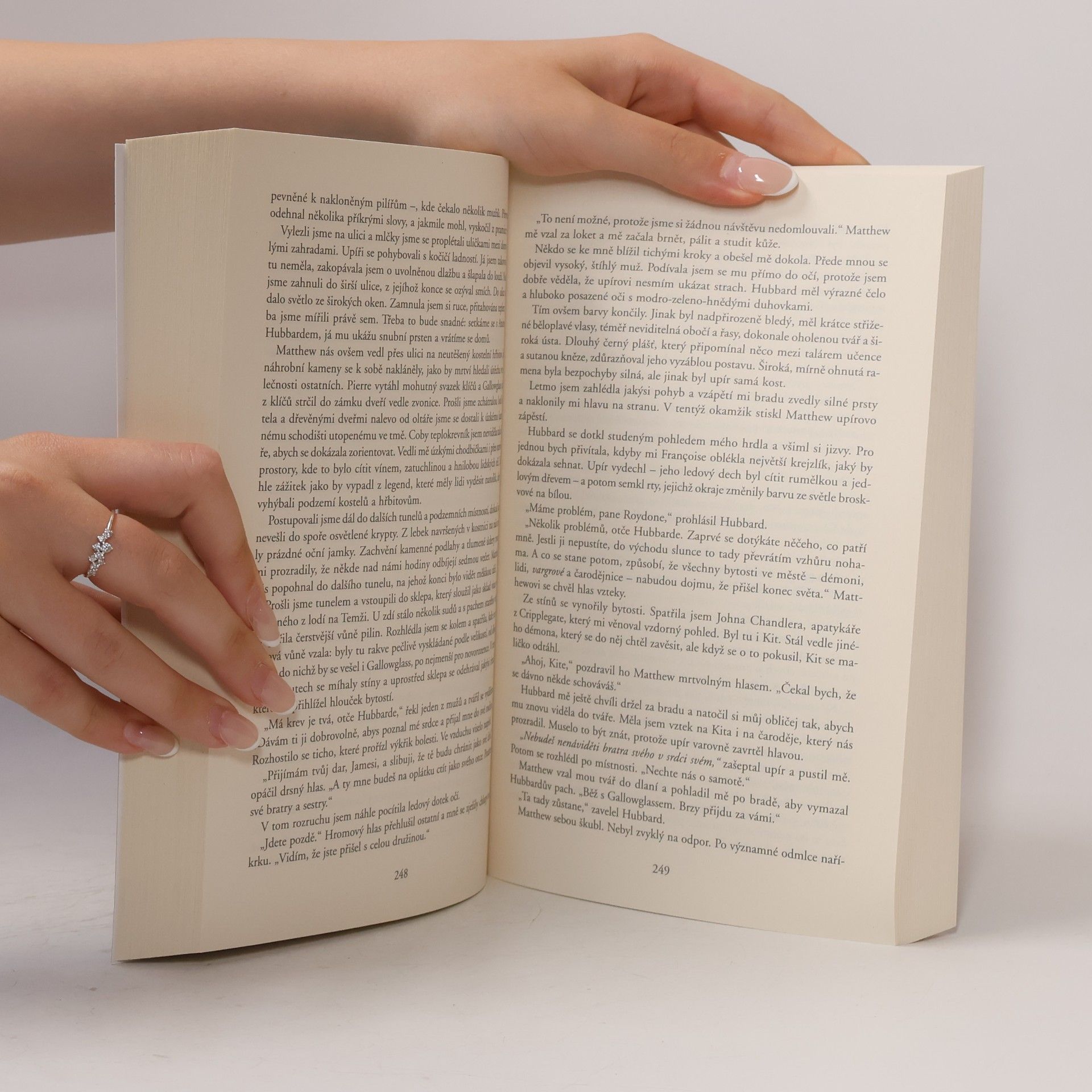 Deborah Harkness Čas čarodějnic. 2, Stín noci