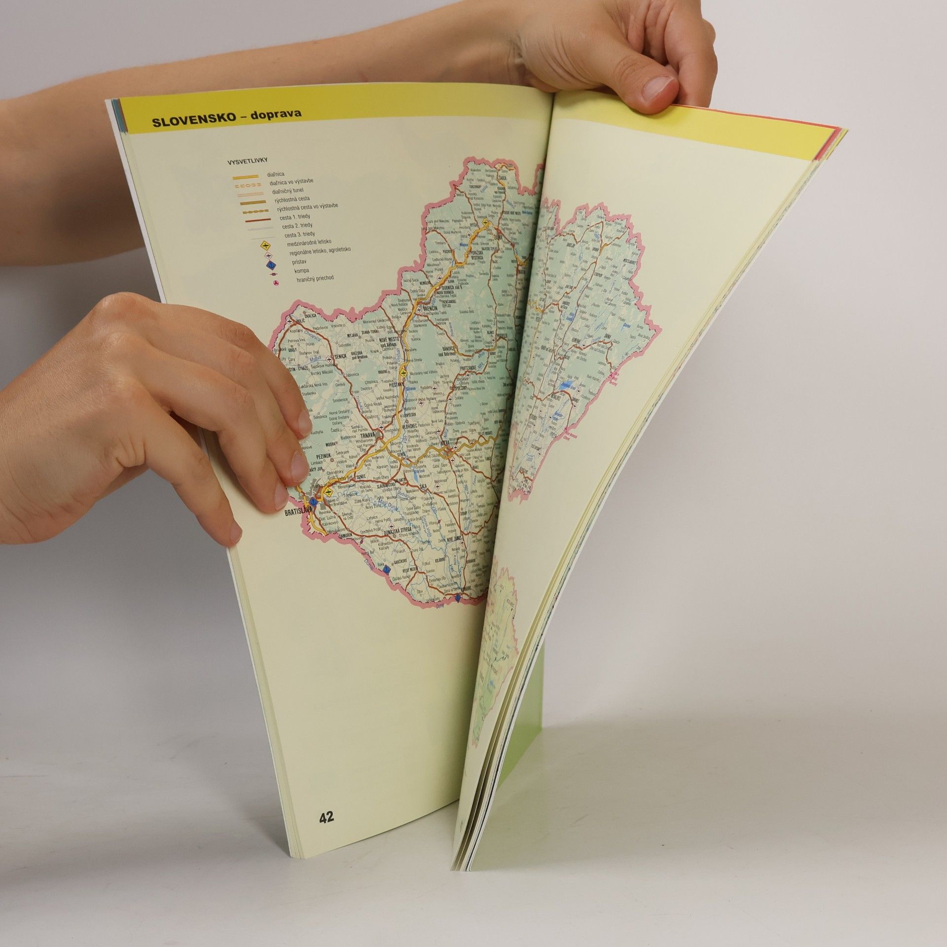 Róbert Čeman Slovenská republika - Školský geografický atlas