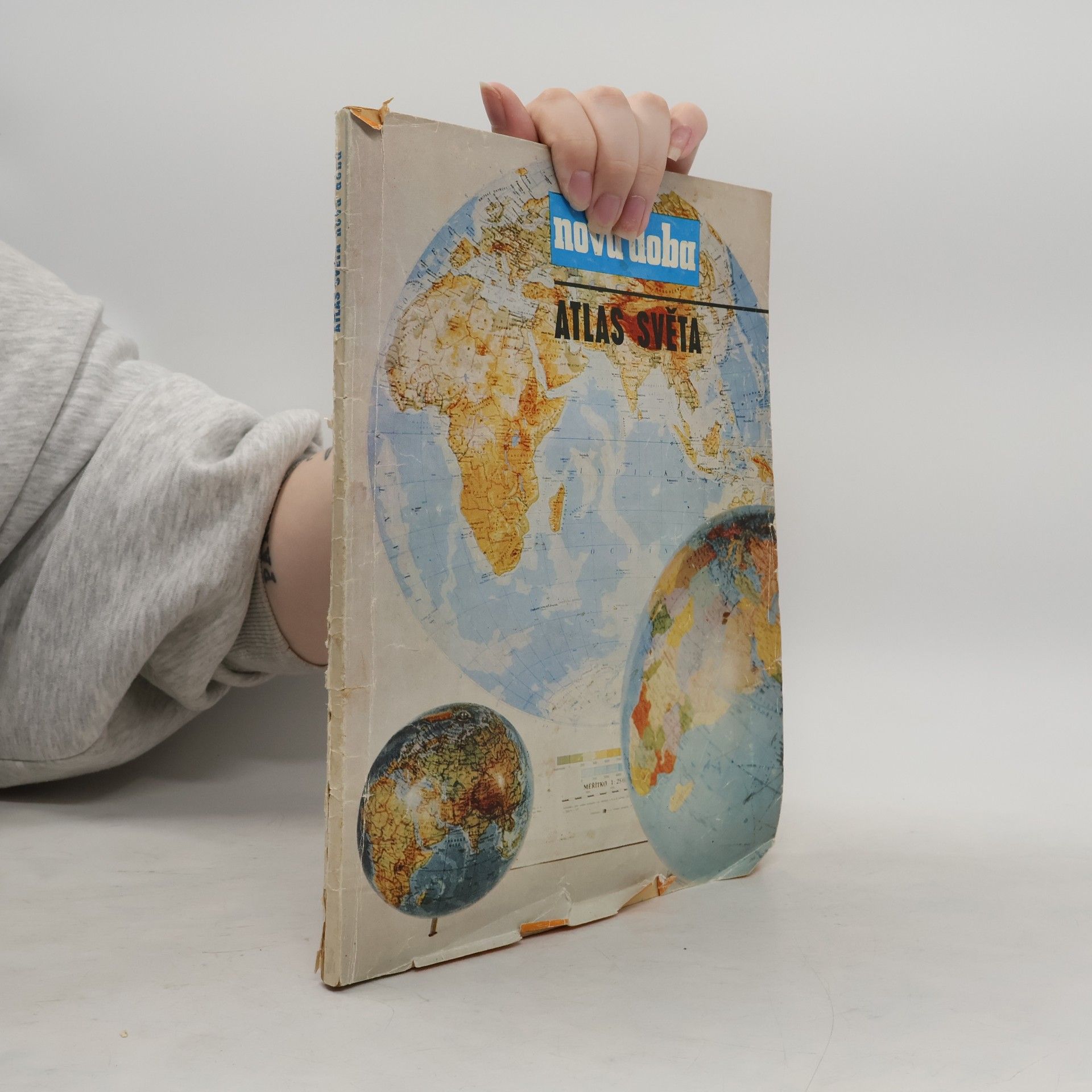 Autorenkollektiv Nová doba. Atlas světa