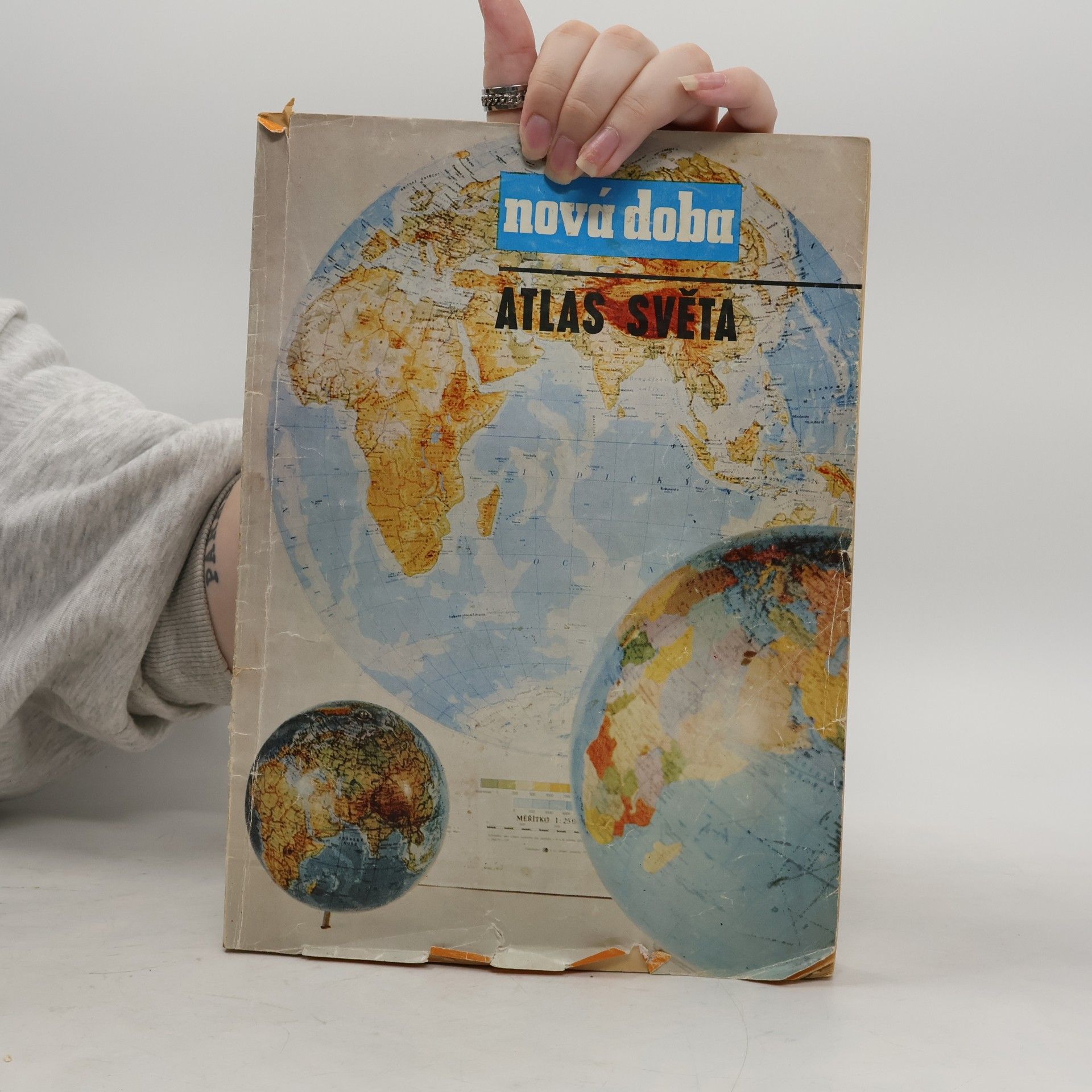 Autorenkollektiv Nová doba. Atlas světa