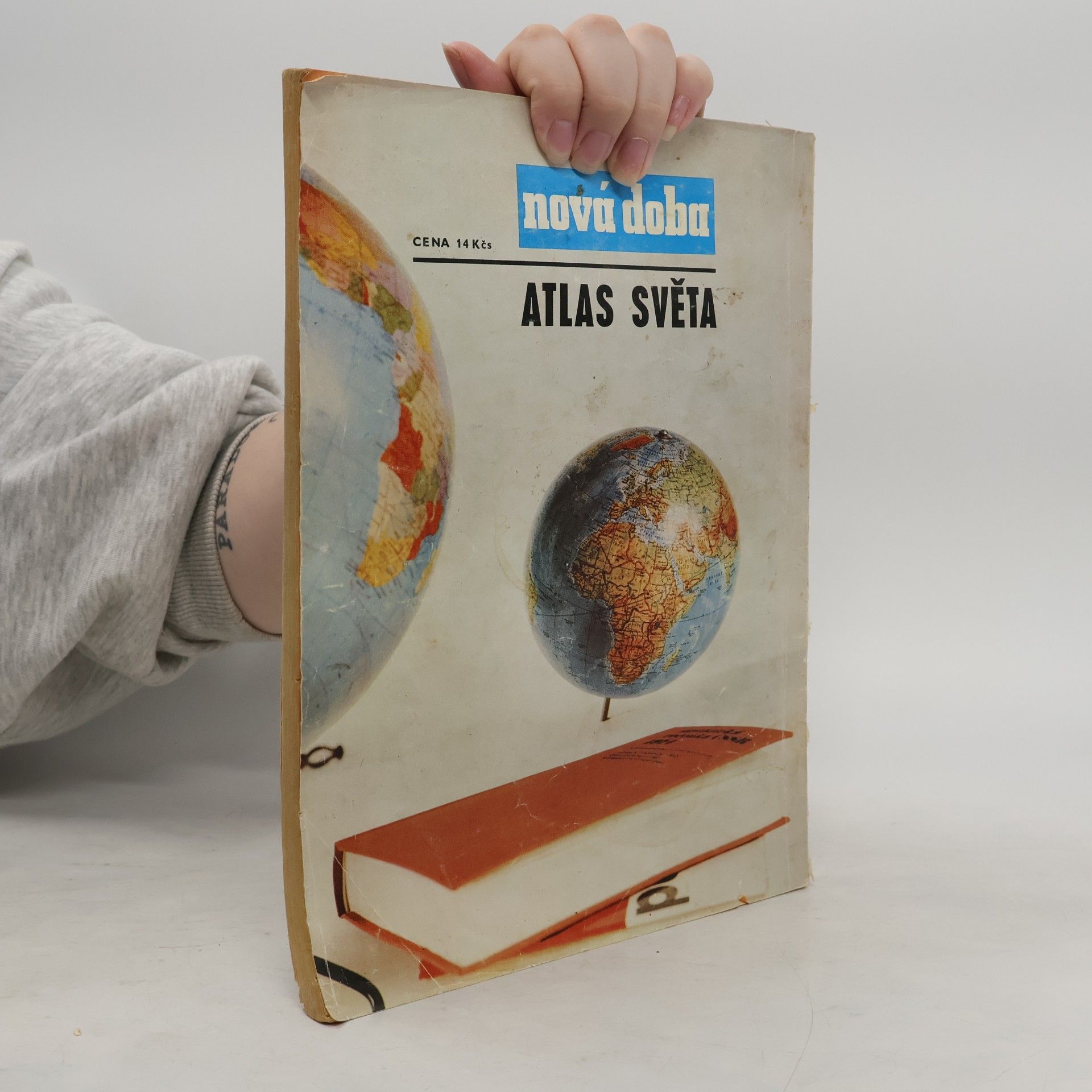 Autorenkollektiv Nová doba. Atlas světa