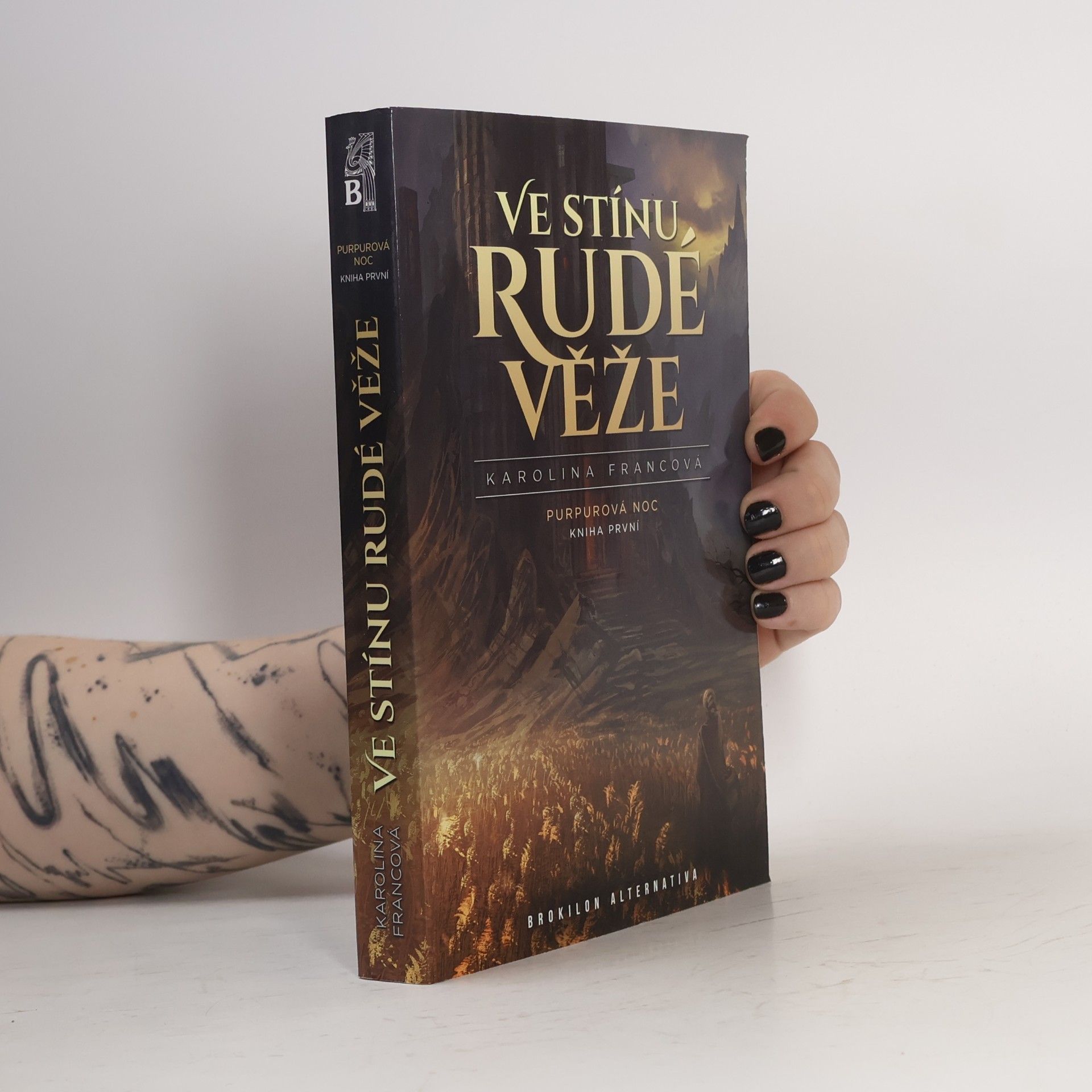 Karolina Francová Ve stínu Rudé věže