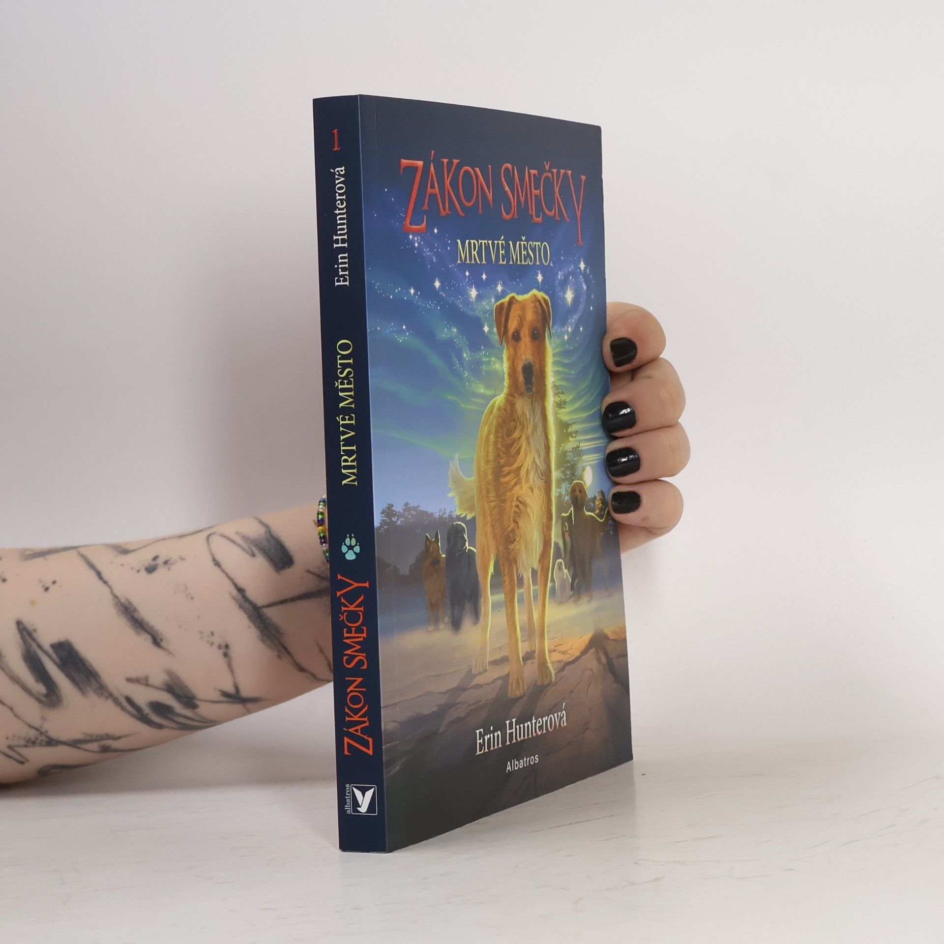 Erin Hunter Zákon smečky. Mrtvé město