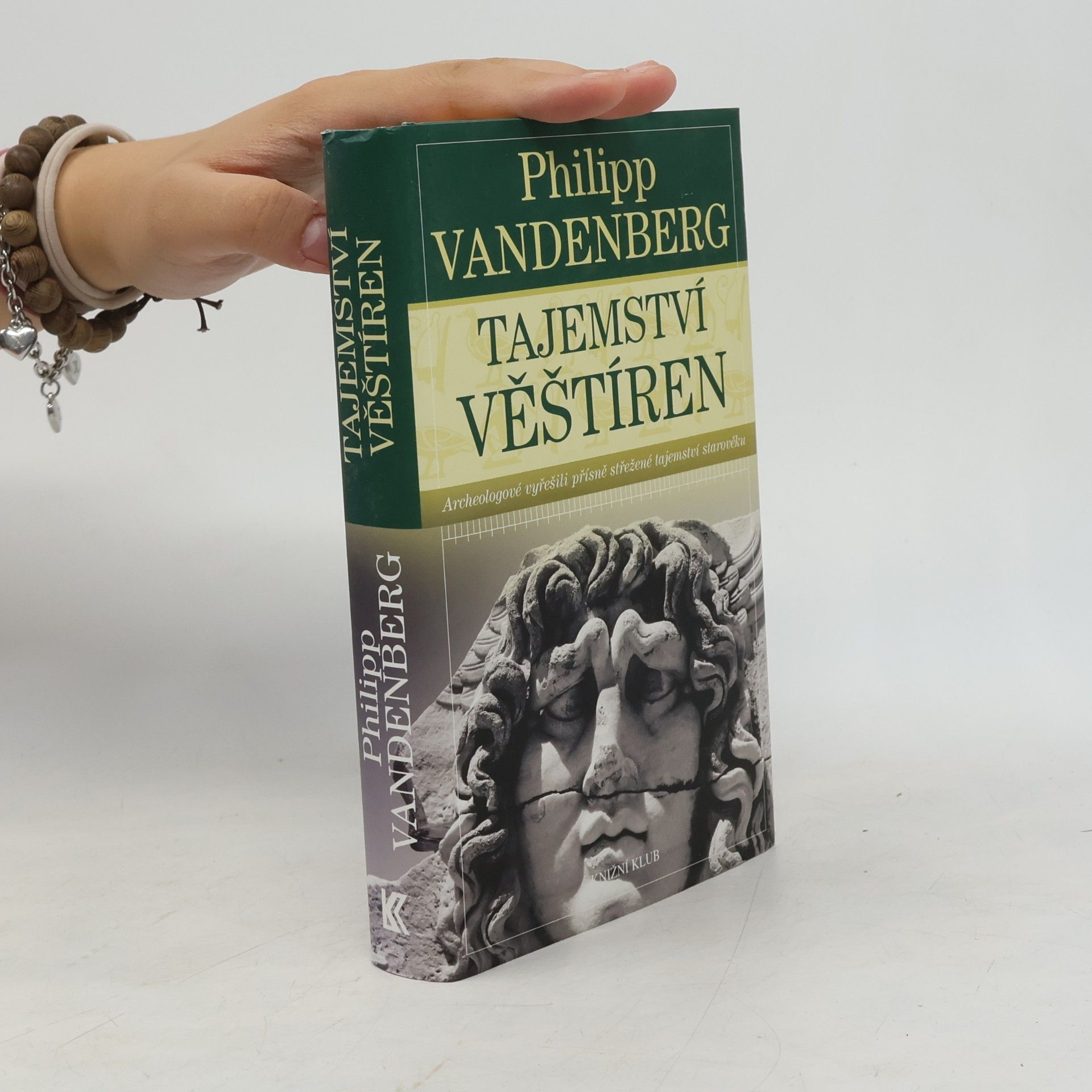 Philipp Vandenberg Tajemství věštíren