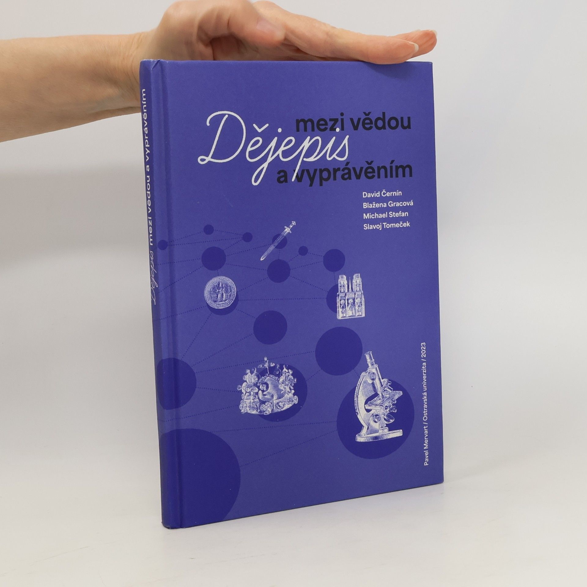 Dějepis mezi vědou a vyprávěním