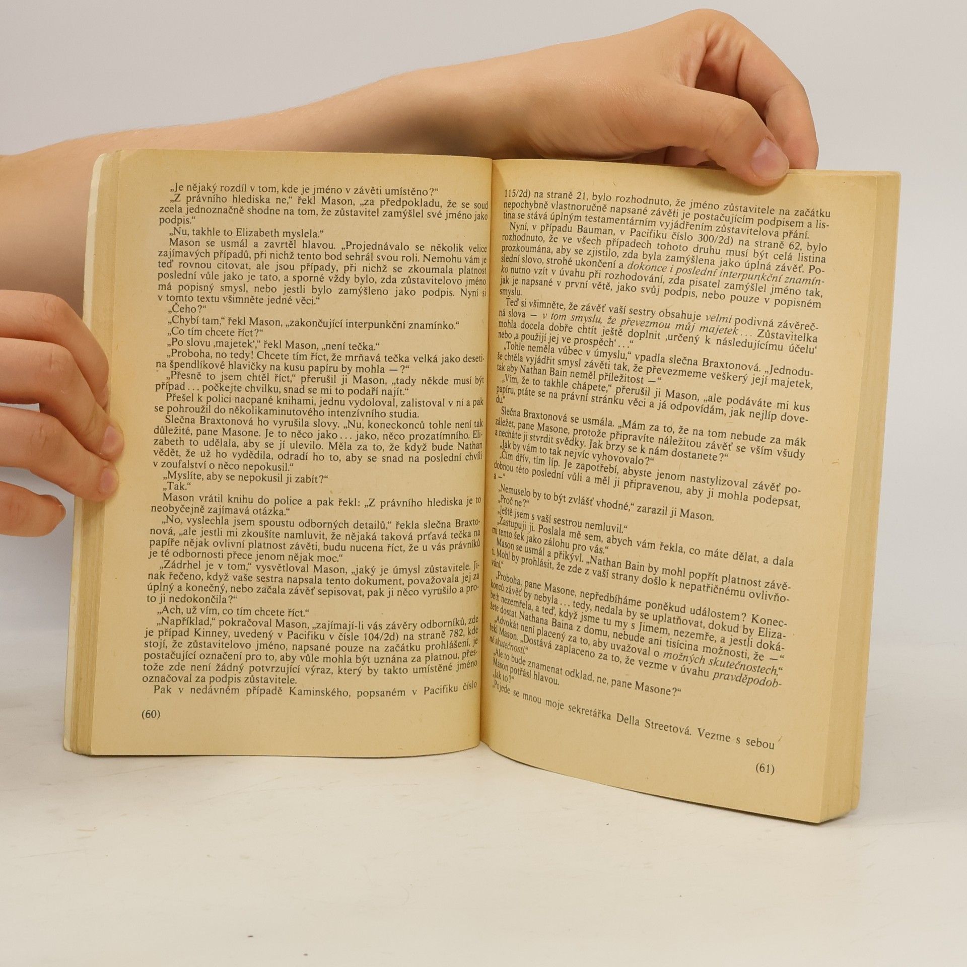 Erle Stanley Gardner Případ světélkujících prstů
