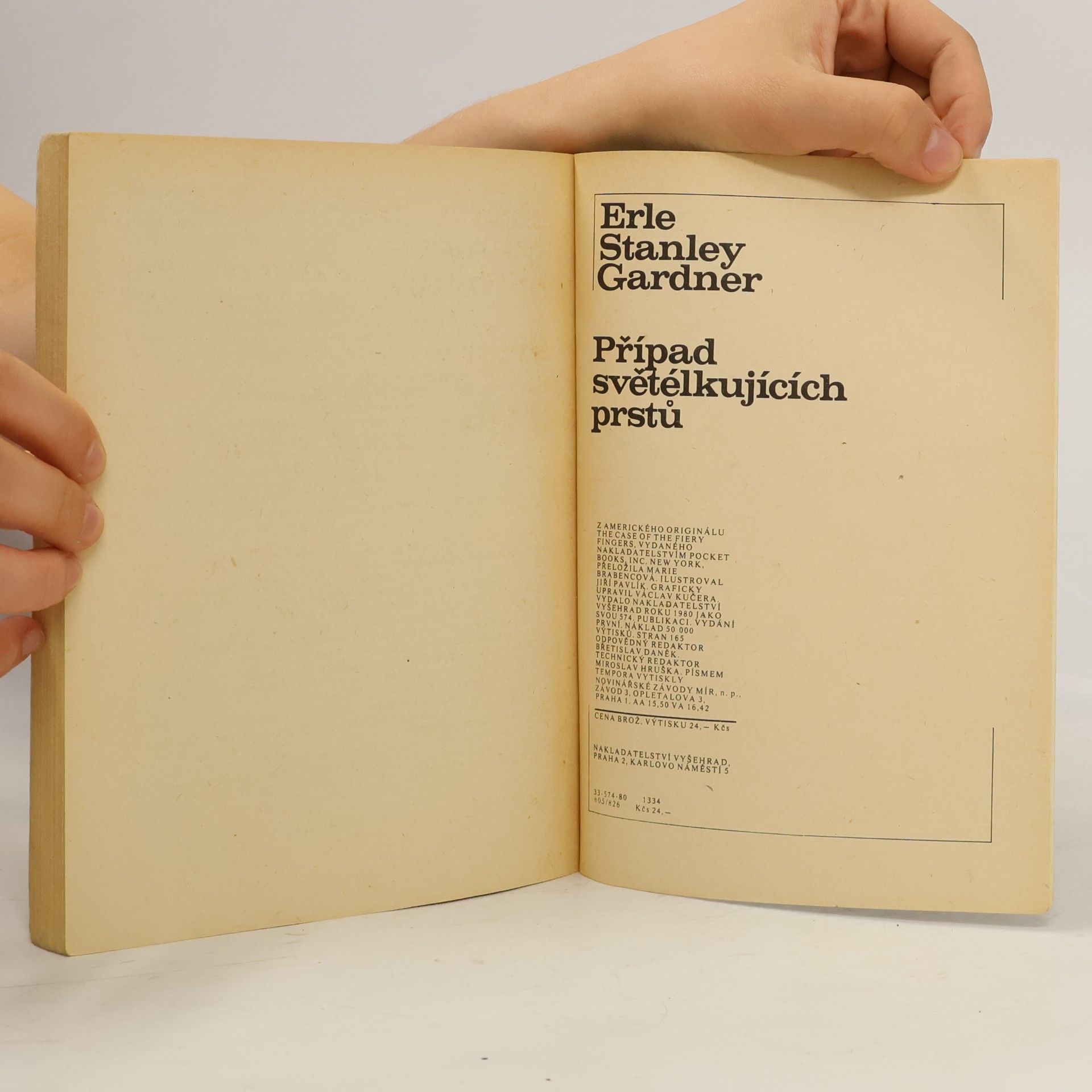 Erle Stanley Gardner Případ světélkujících prstů