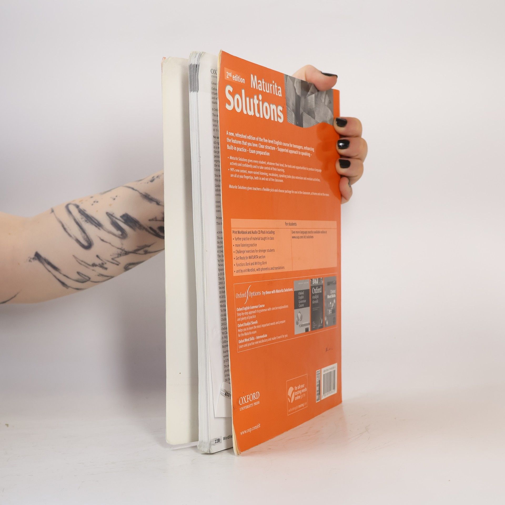 Auteurscollectief Maturita solutions : upper-intermediate