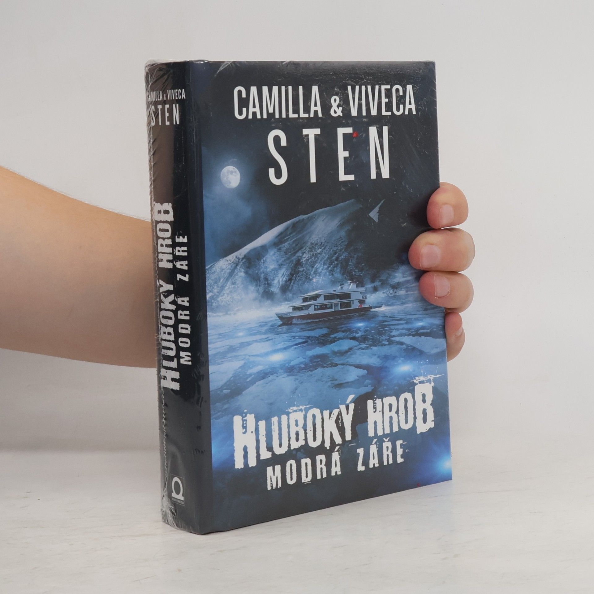 Viveca Sten Modrá záře. Hluboký hrob