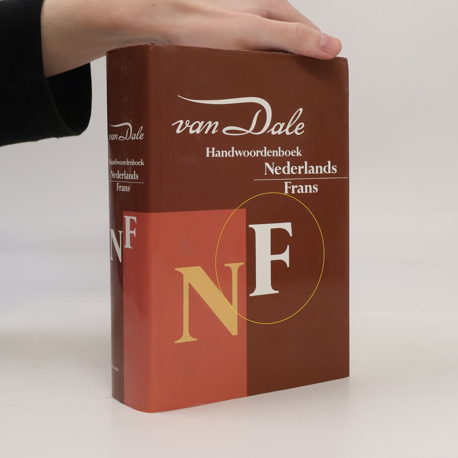 Van Dale handwoordenboek Nederlands-Frans