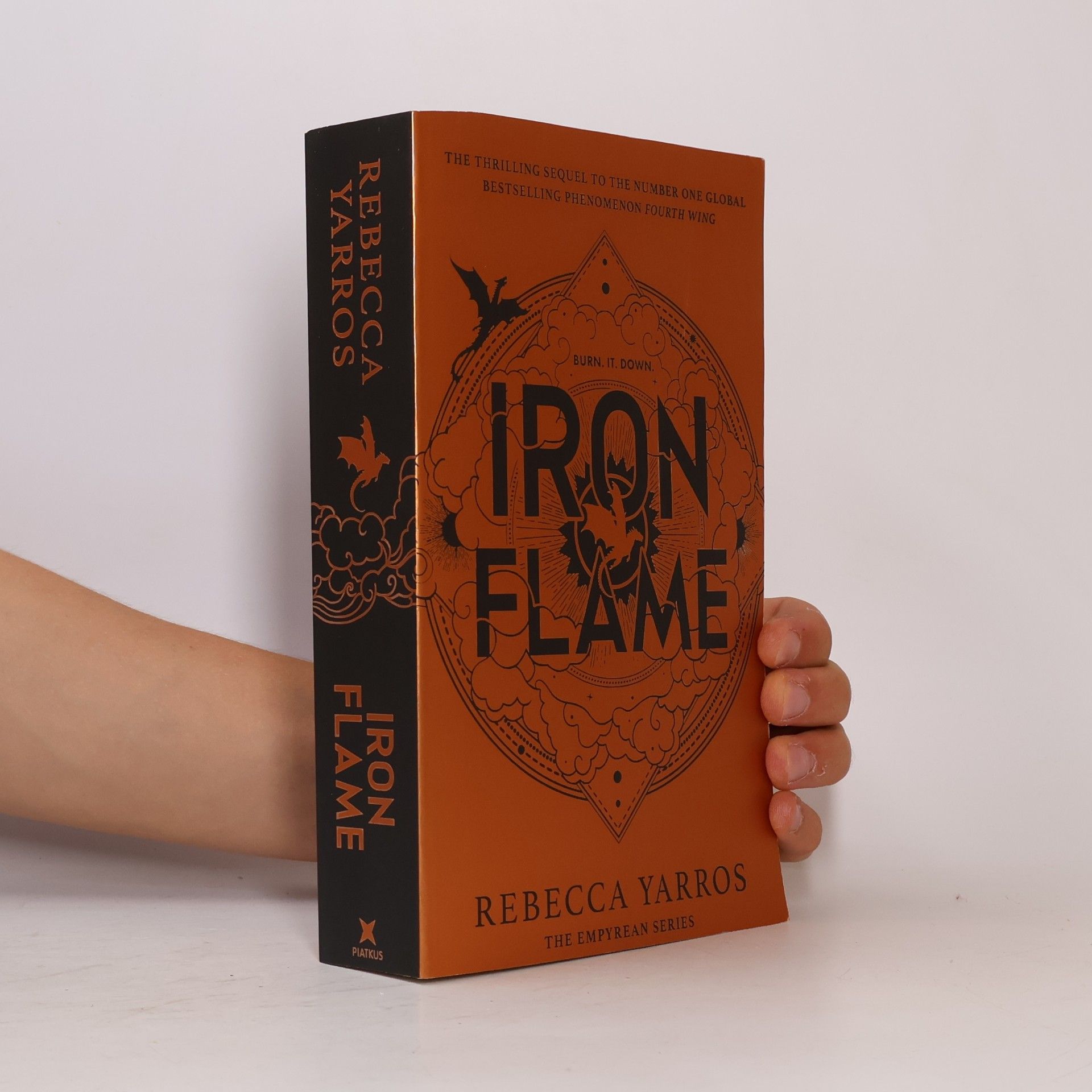 Rebecca Yarros Iron Flame