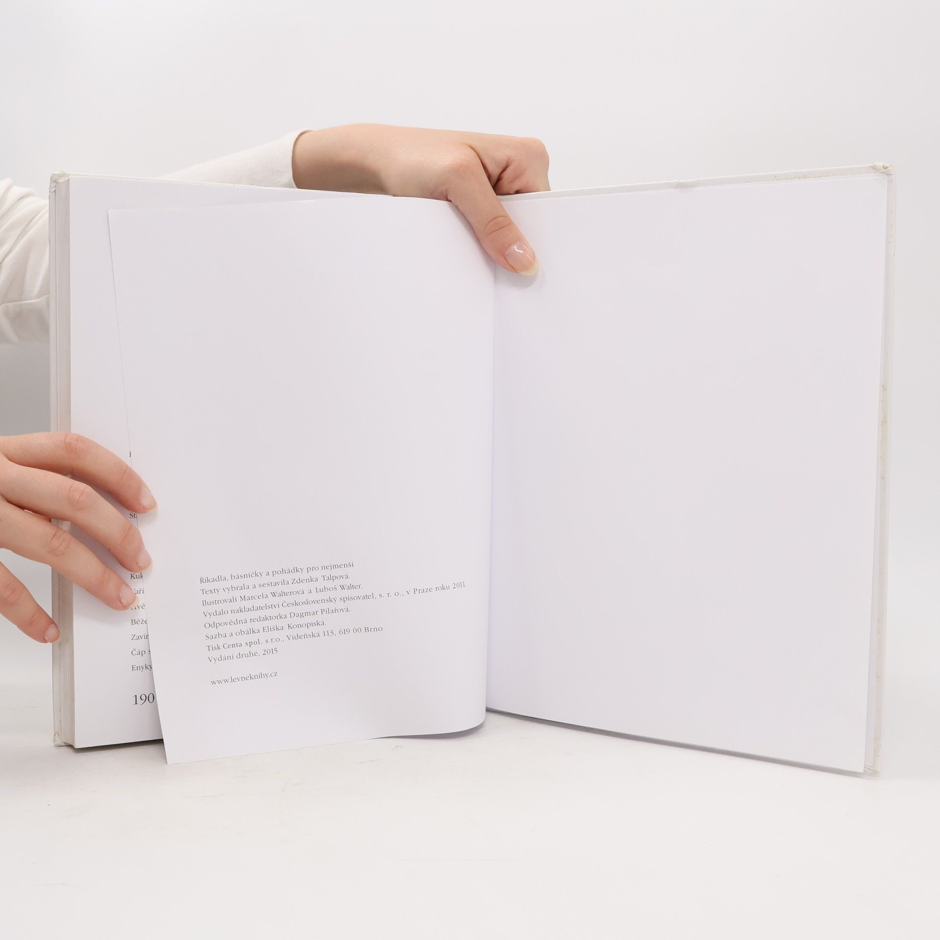 Various authors Říkadla, básničky a pohádky pro nejmenší