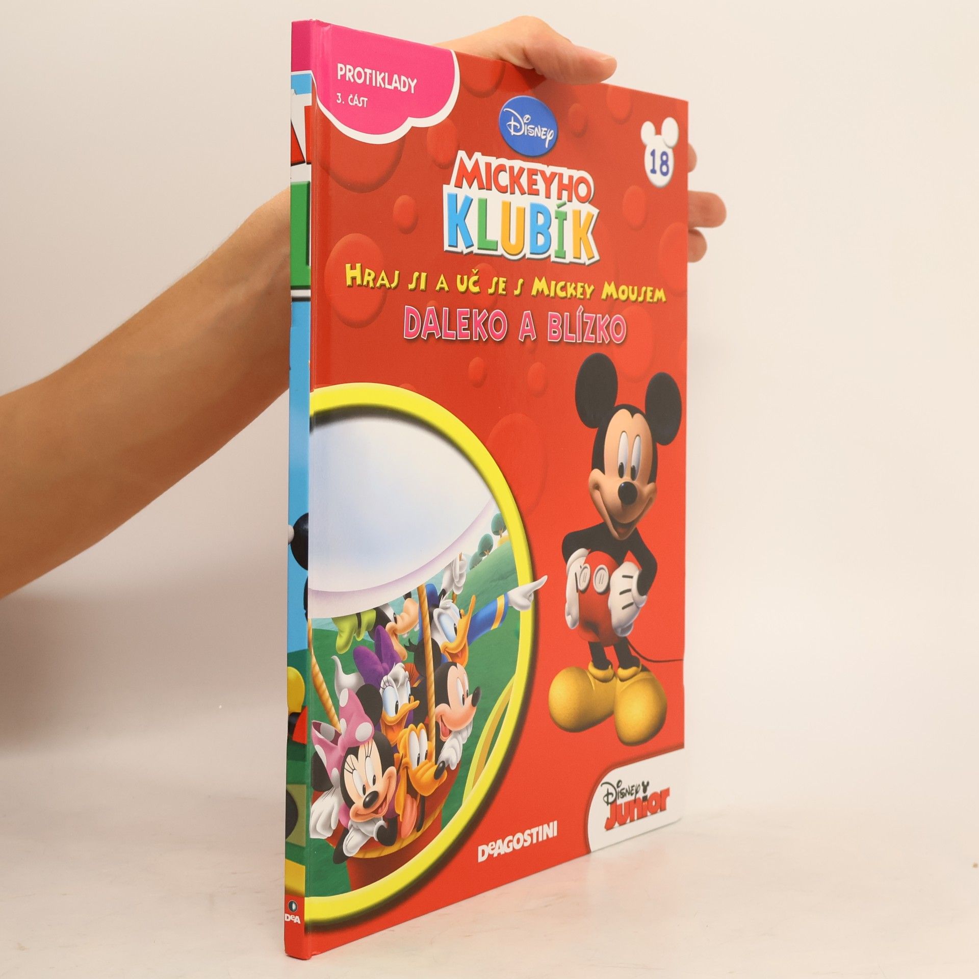 Various authors Hraj si a uč se s Mickey Mousem 18. Daleko a blízko