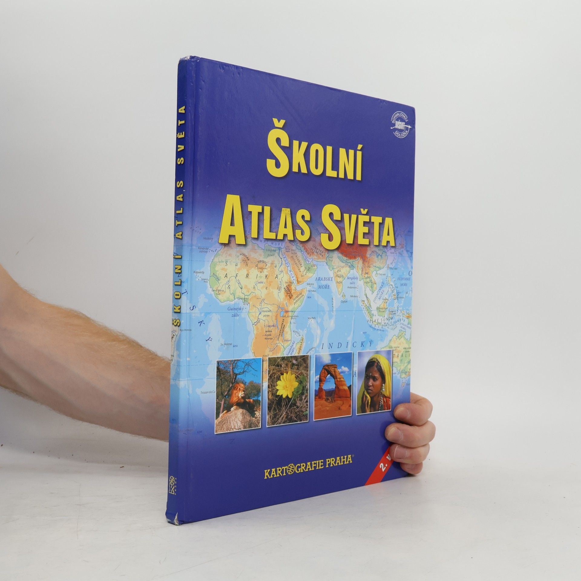 Various authors Školní atlas světa