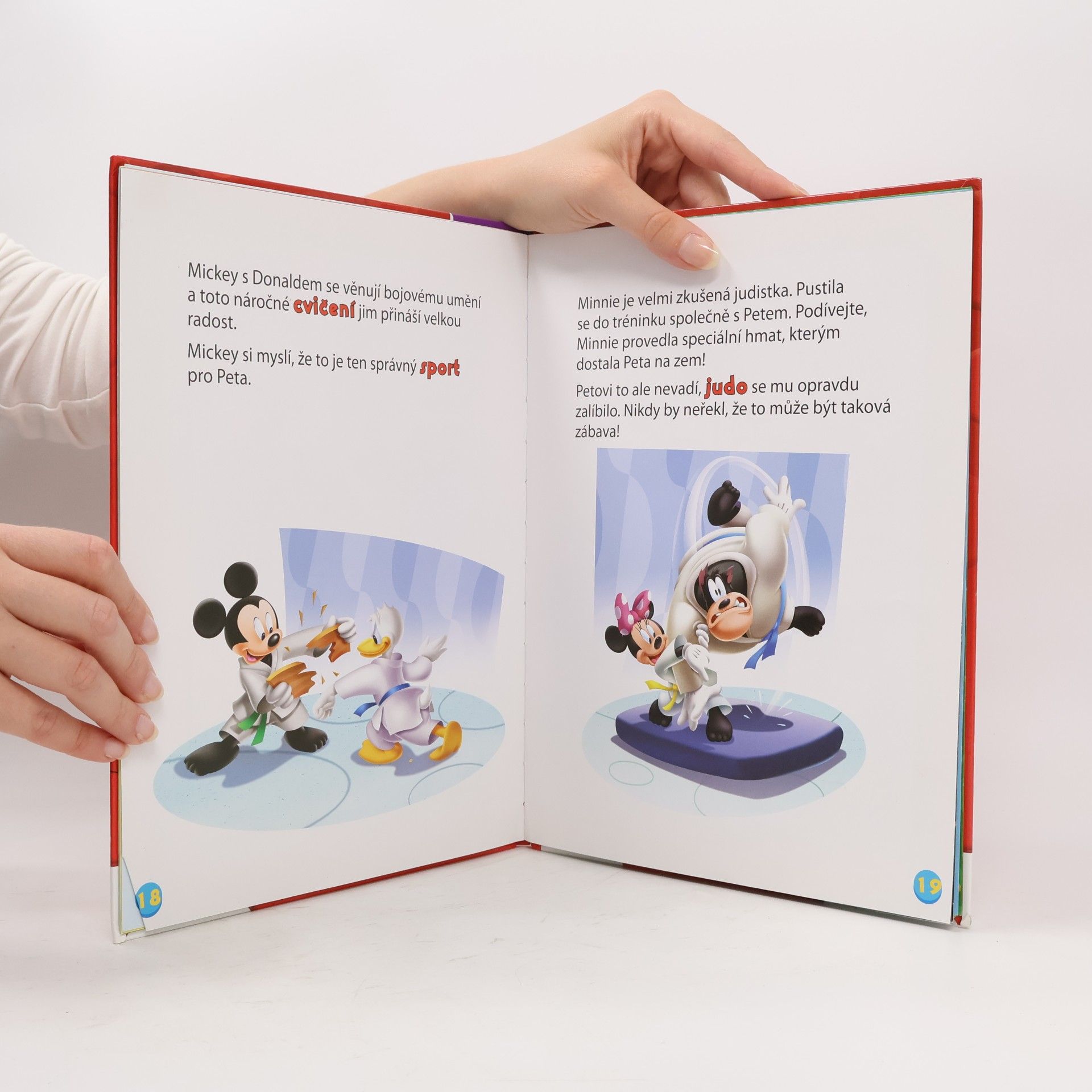Auteurscollectief Mickeyho Klubík. Hraj si a uč se s Mickey Mousem. 19 Sport