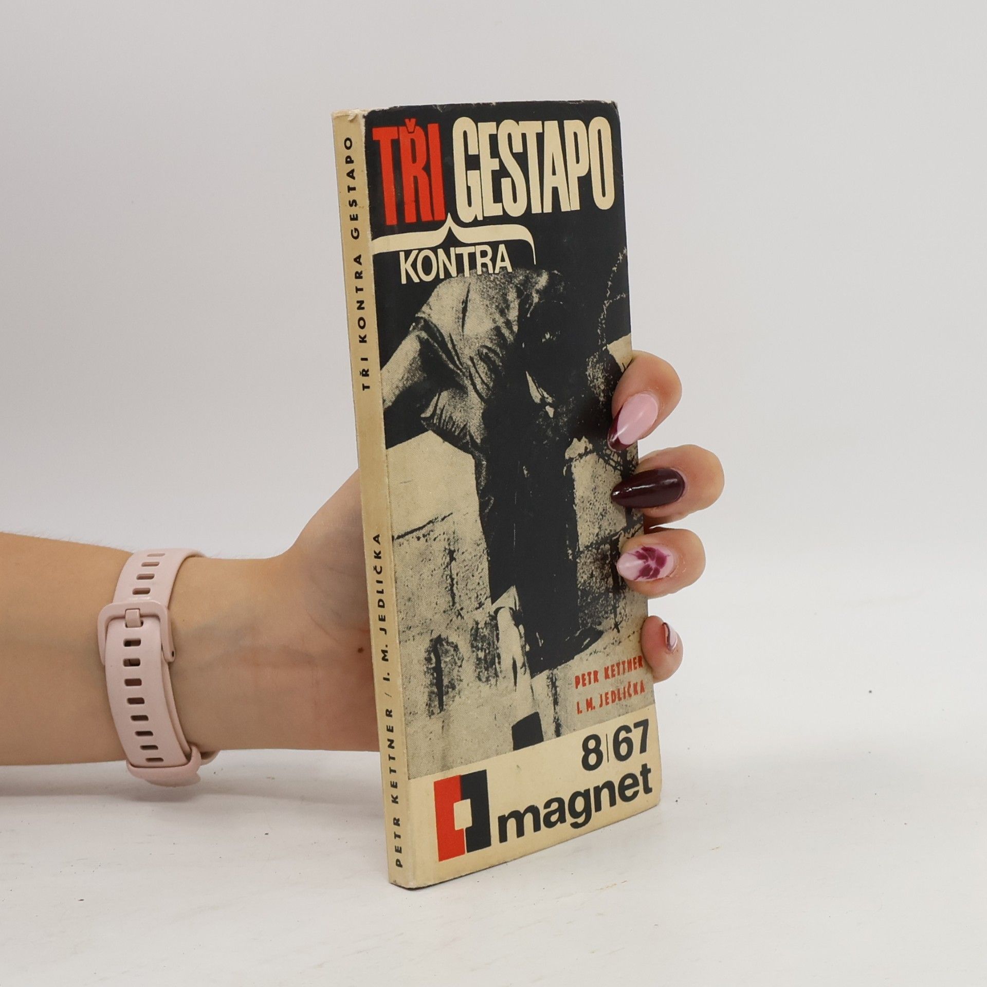 Ivan Milan Jedlička Tři kontra gestapo. Magnet 8/67