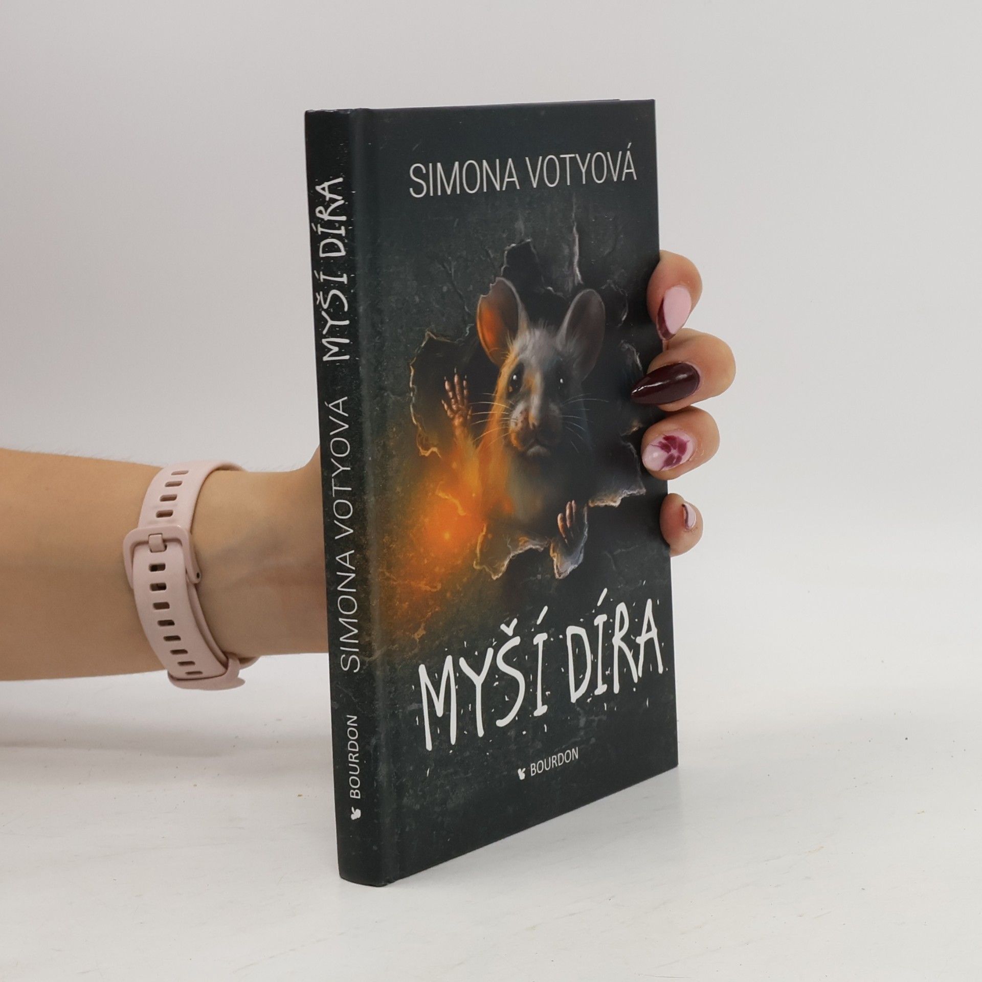 Simona Votyová Myší díra