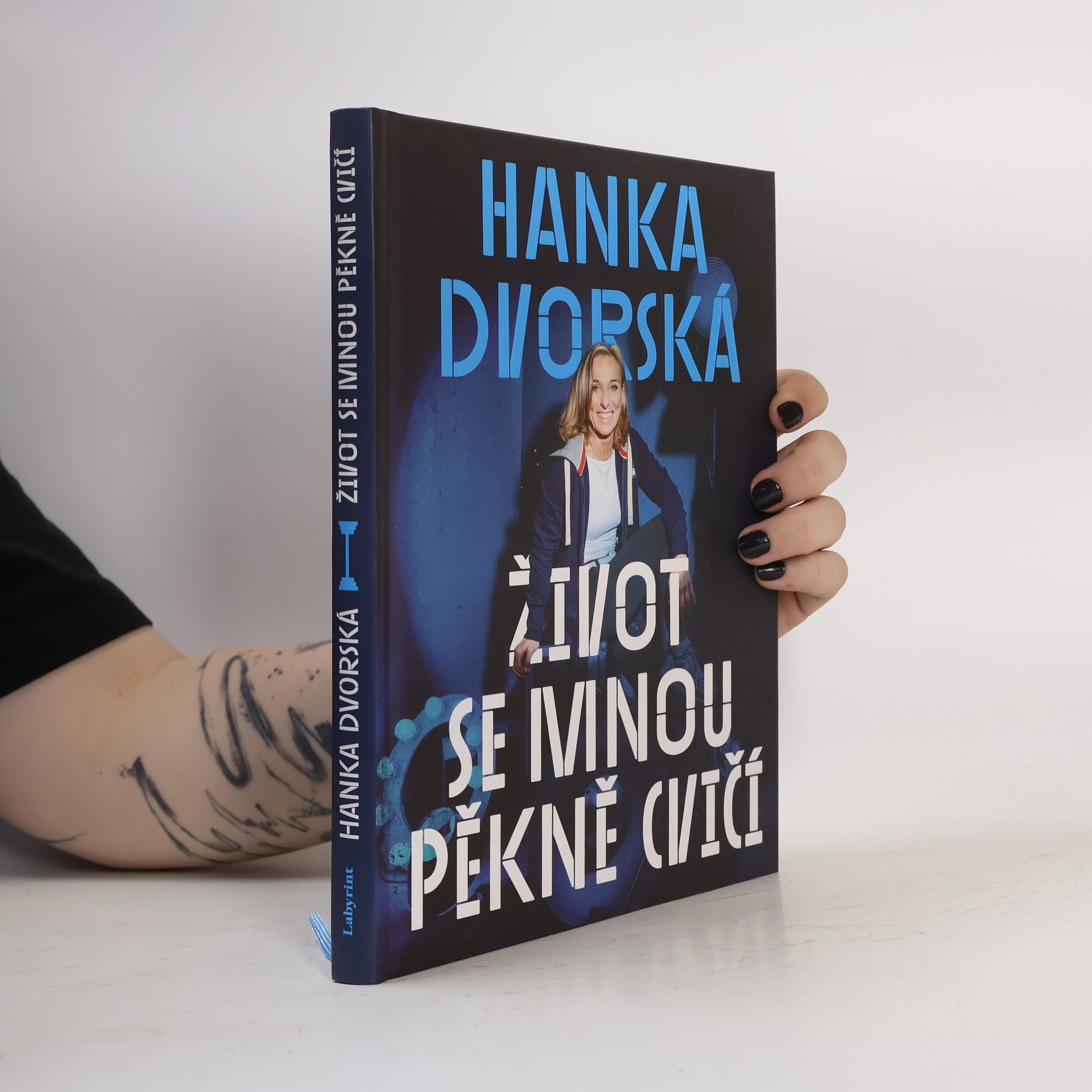 Hanka Dvorská Život se mnou pěkně cvičí