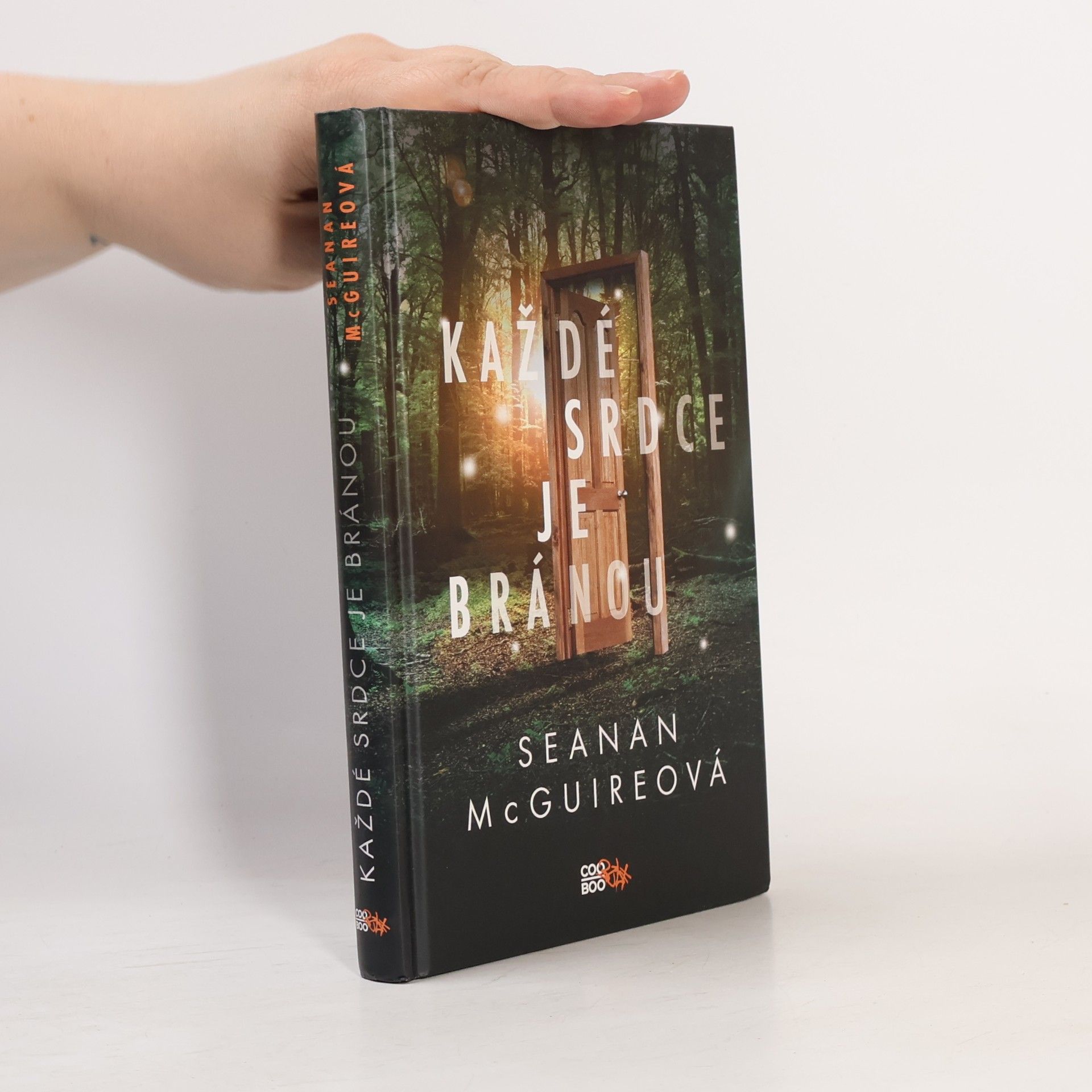 Seanan McGuire Každé srdce je bránou