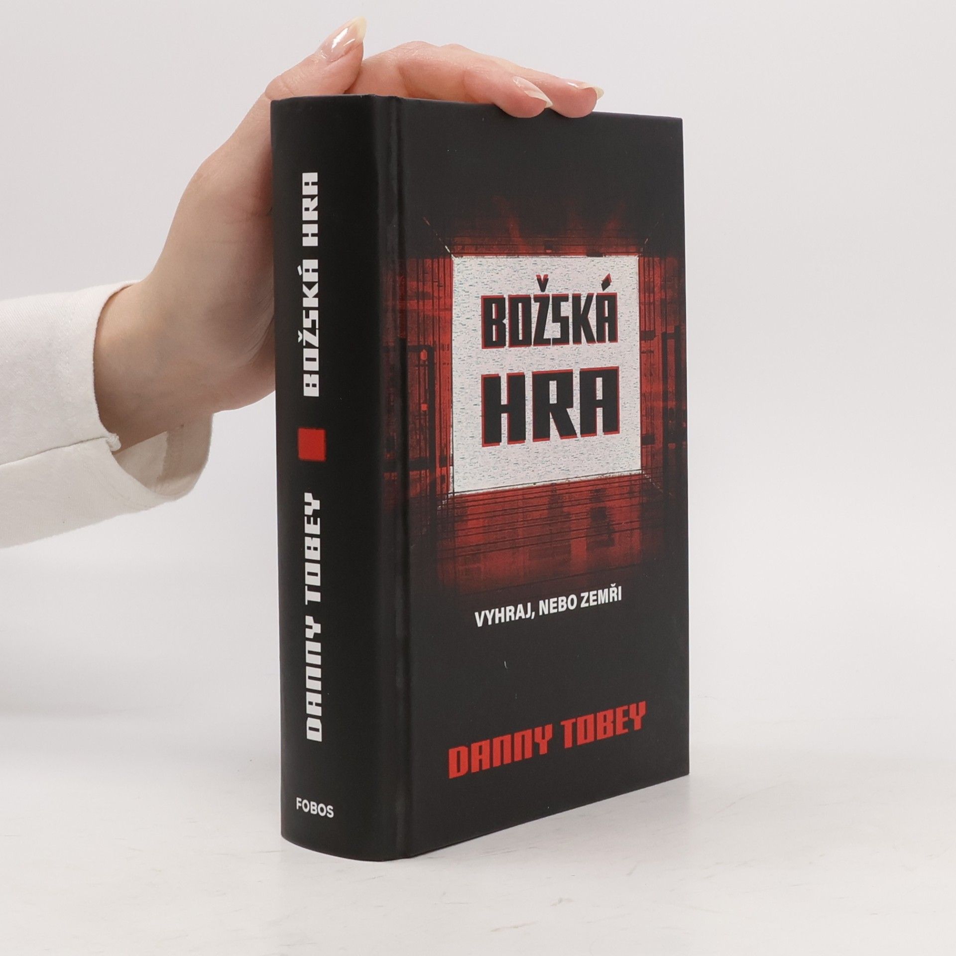 Danny Tobey Božská hra
