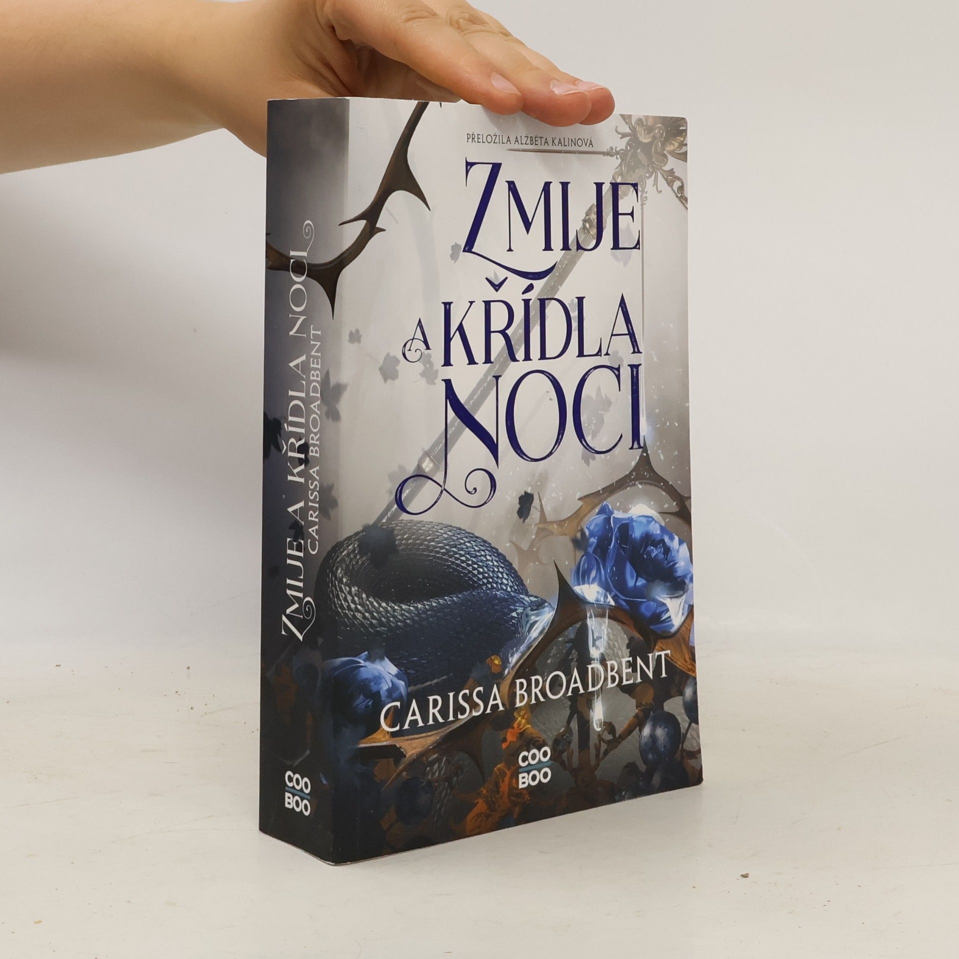 Carissa Broadbent Zmije a křídla noci