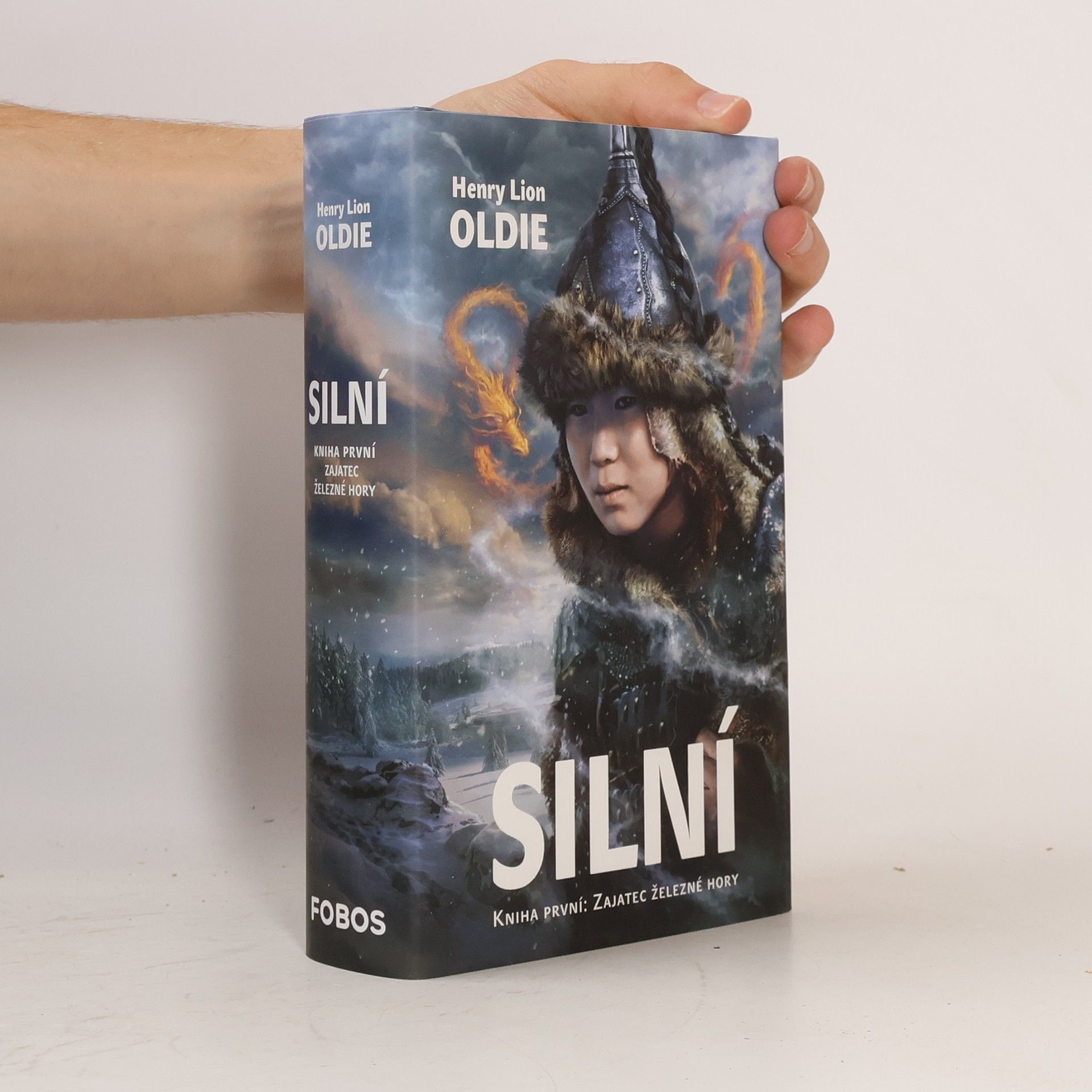 Klára Kaplanová Zajatec železné hory. Silní. 1. díl